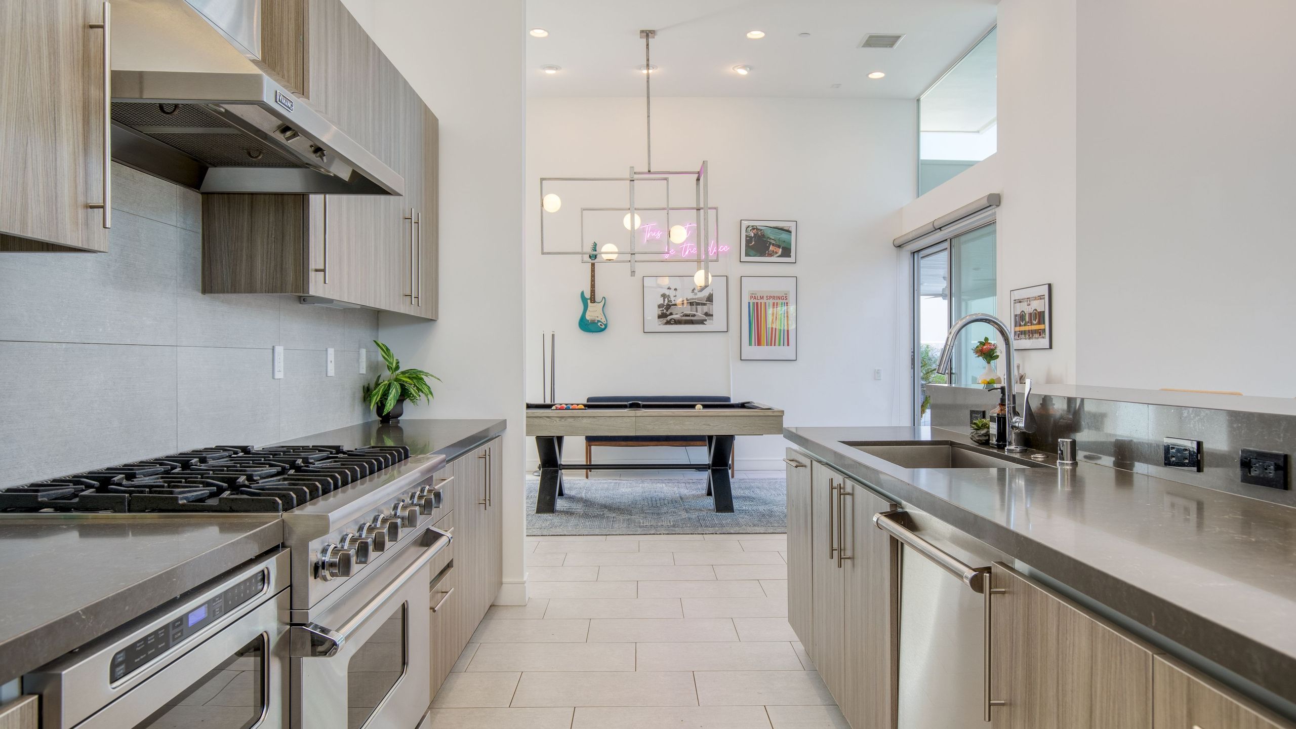 Sleeps 40 | 3 Luxe Villas next to Empire Polo Club | Putting Green & Pickleball | Photo 17