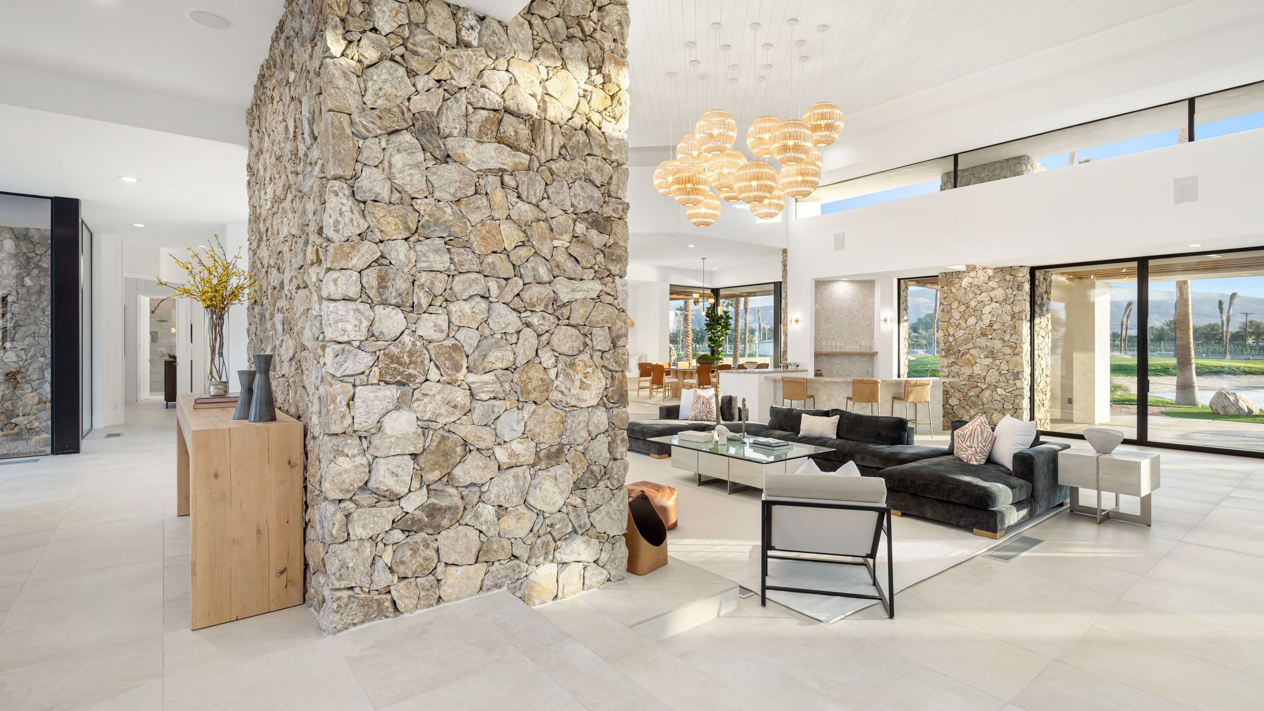 The Bravo Beach Club | Tennis, Beach, Basketball, Golf | Ultra-Luxe Compound | Photo 24