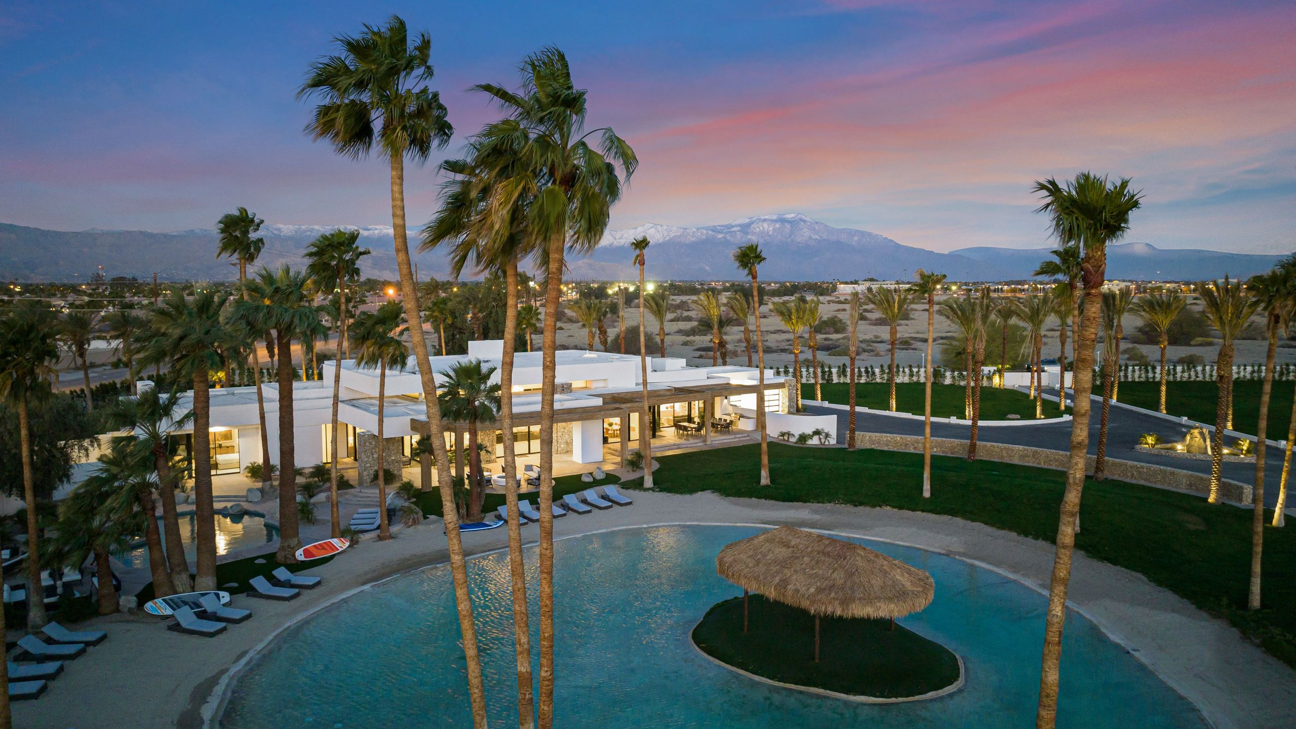 The Bravo Beach Club | Tennis, Beach, Basketball, Golf | Ultra-Luxe Compound | Photo 9