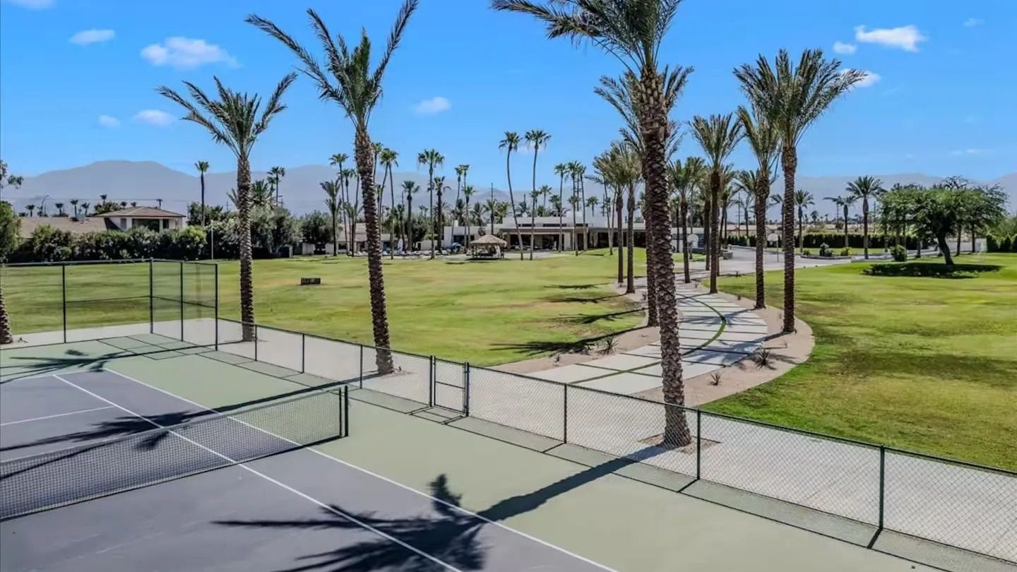 The Bravo Beach Club | Tennis, Beach, Basketball, Golf | Ultra-Luxe Compound | Photo 88