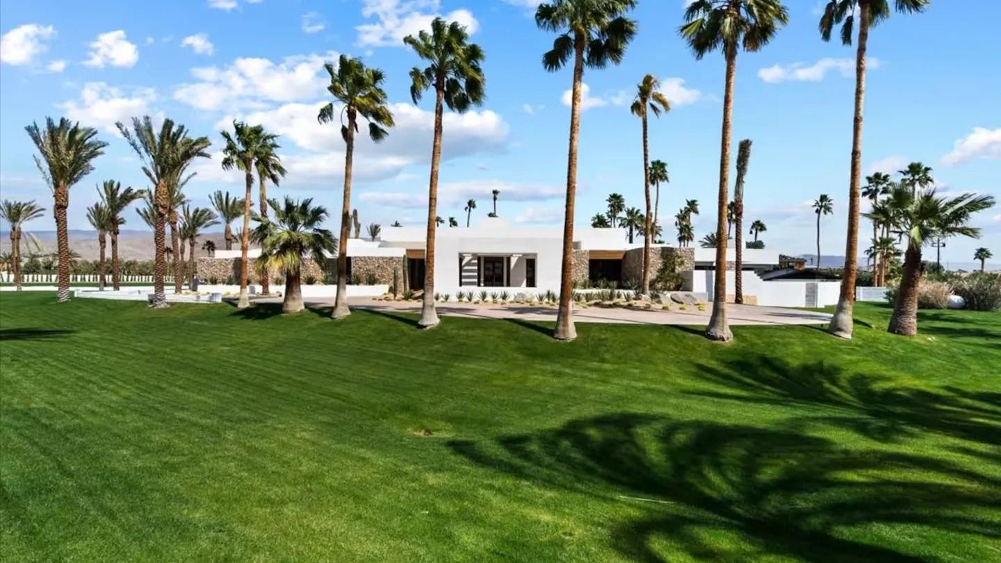 The Bravo Beach Club | Tennis, Beach, Basketball, Golf | Ultra-Luxe Compound | Photo 86