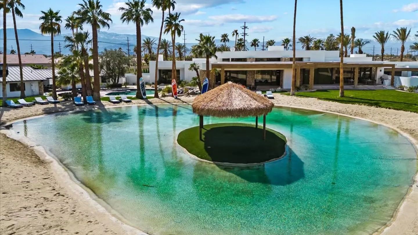 The Bravo Beach Club | Tennis, Beach, Basketball, Golf | Ultra-Luxe Compound | Photo 84