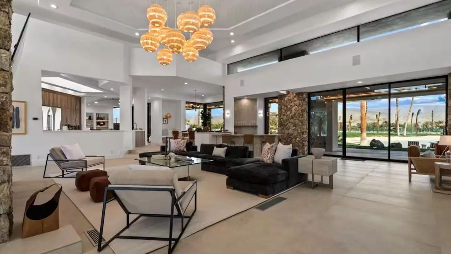 The Bravo Beach Club | Tennis, Beach, Basketball, Golf | Ultra-Luxe Compound | Photo 28