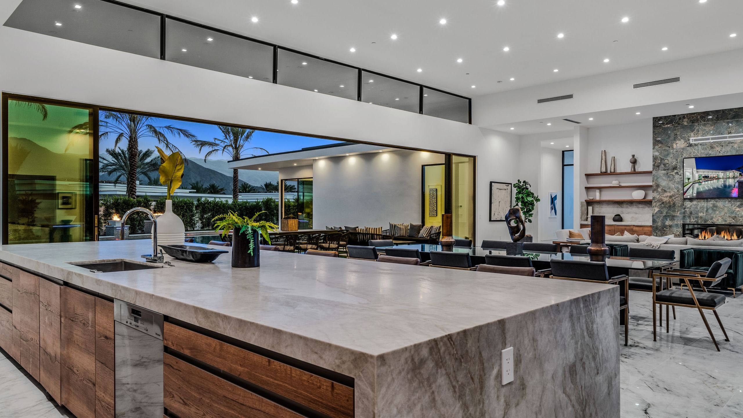 Sleeps 54 | 3 Luxury Villas w/ Pool + Spa, Pickleball | Bravo | Photo 21