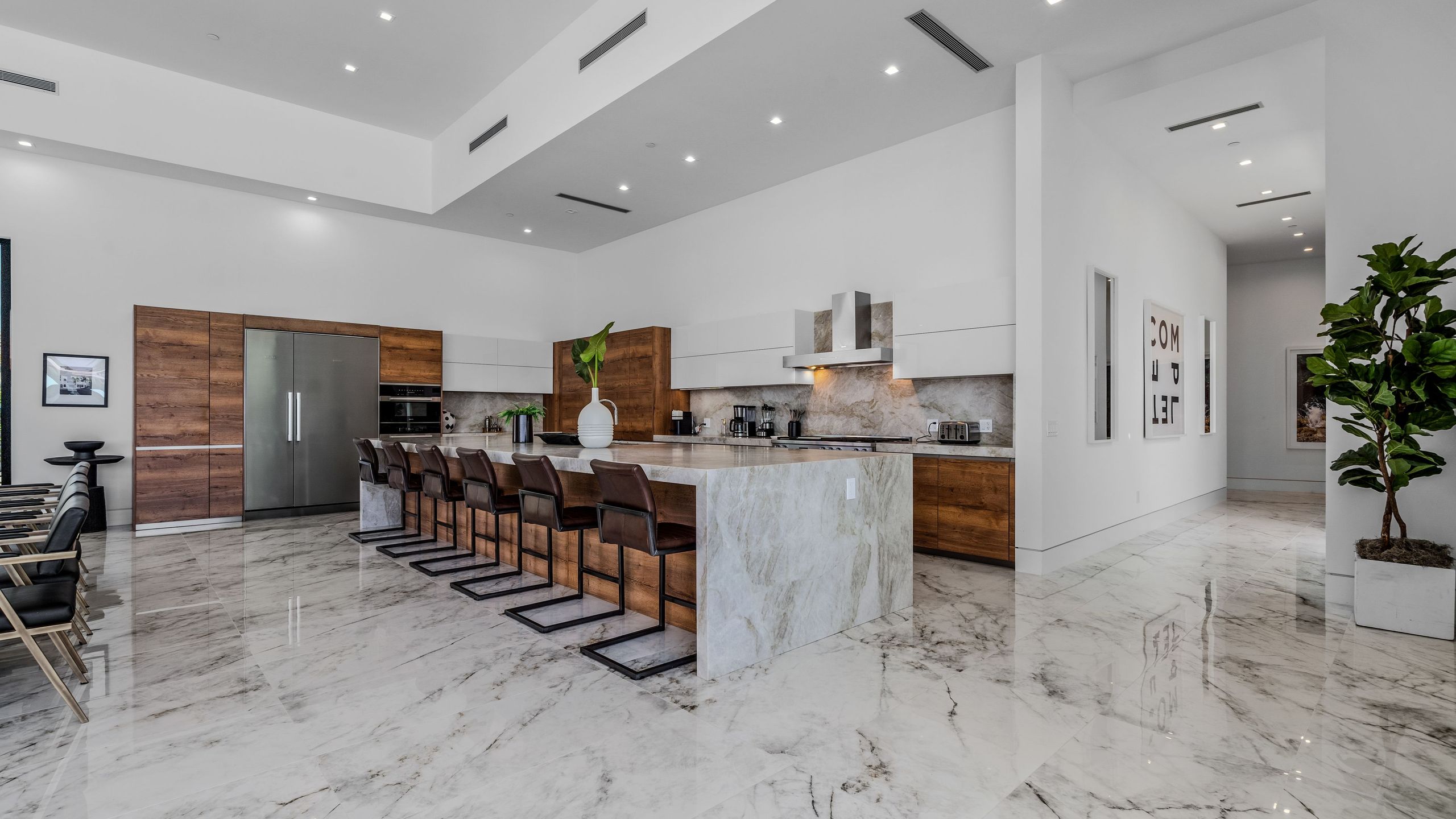 Sleeps 54 | 3 Luxury Villas w/ Pool + Spa, Pickleball | Bravo | Photo 20