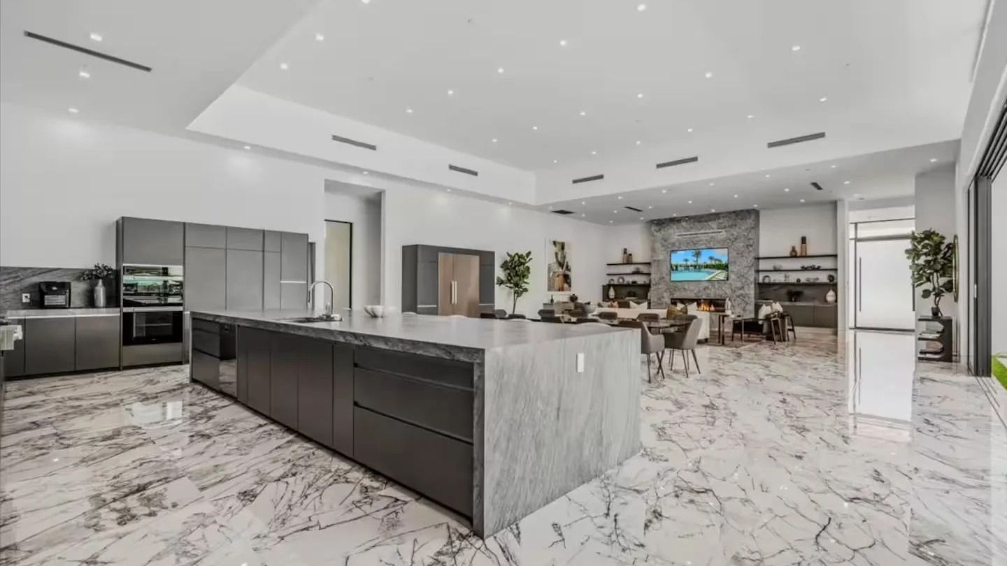 Sleeps 54 | 3 Luxury Villas w/ Pool + Spa, Pickleball | Bravo | Photo 90