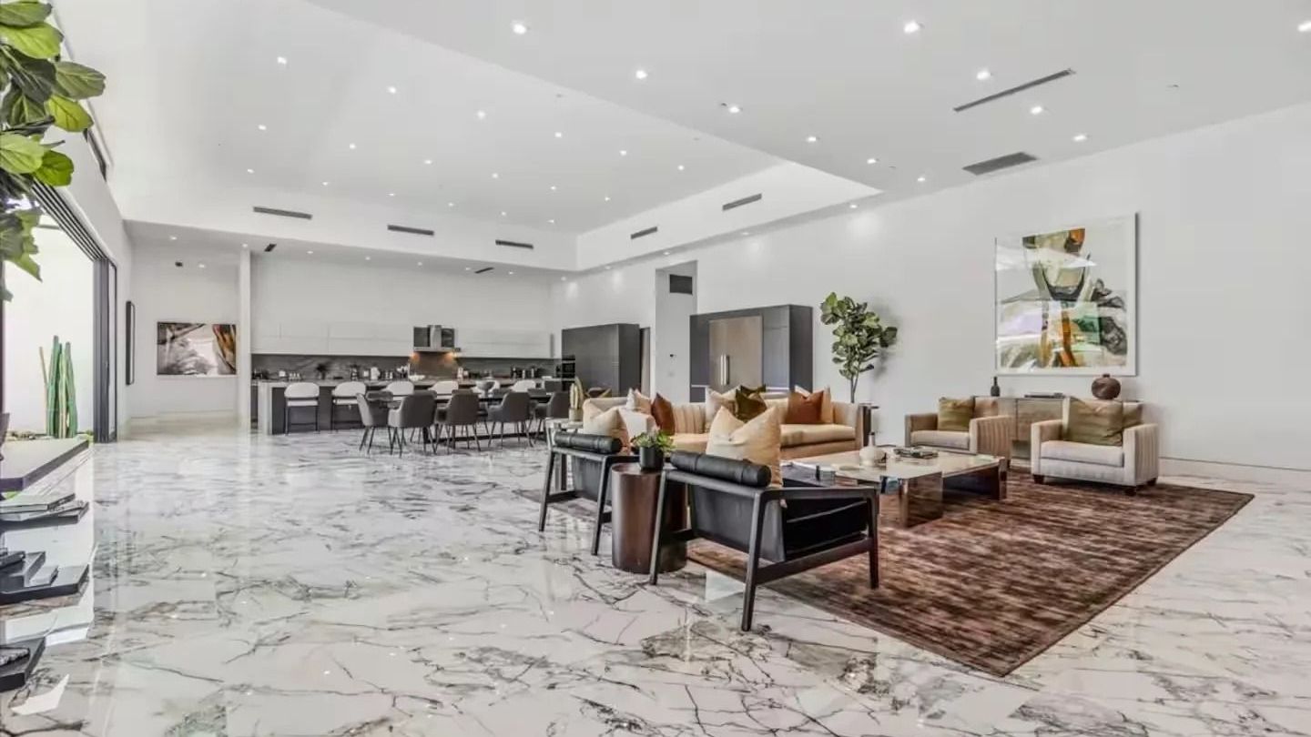 Sleeps 54 | 3 Luxury Villas w/ Pool + Spa, Pickleball | Bravo | Photo 86