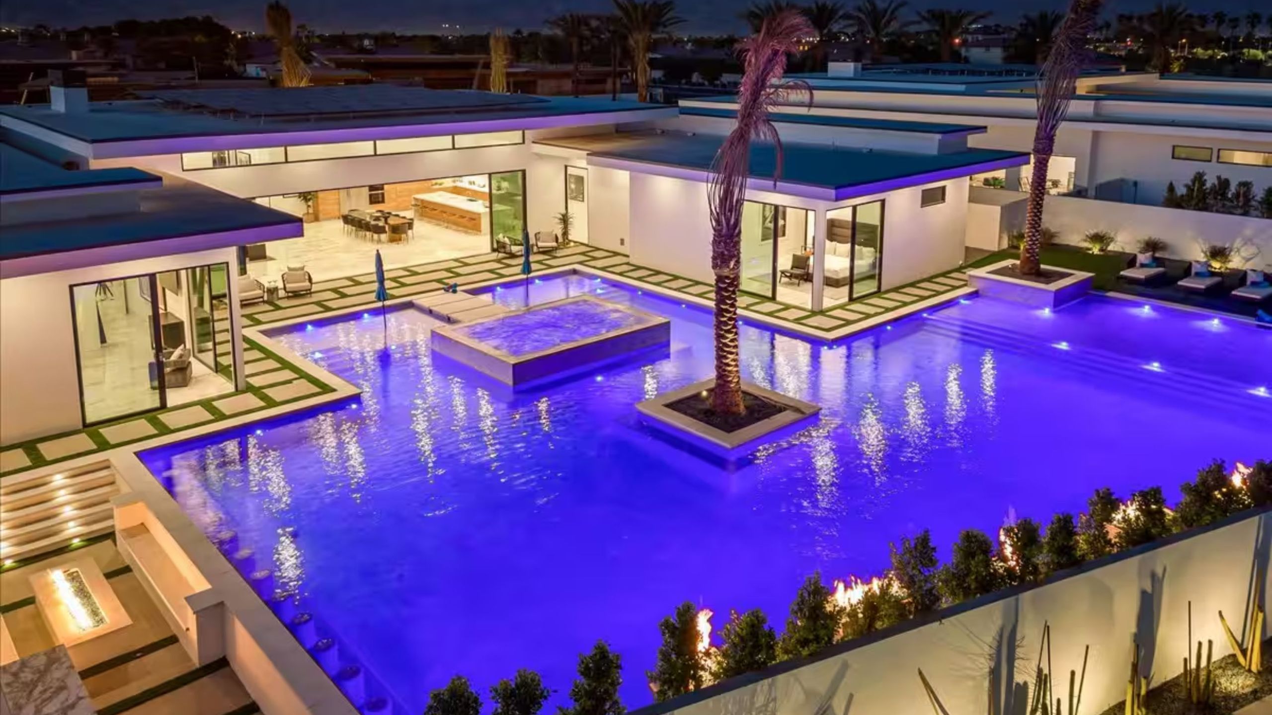 Sleeps 28 | 2 Luxe Villas w/ Pickleball Court | Bravo Villas Dorada | Photo 49