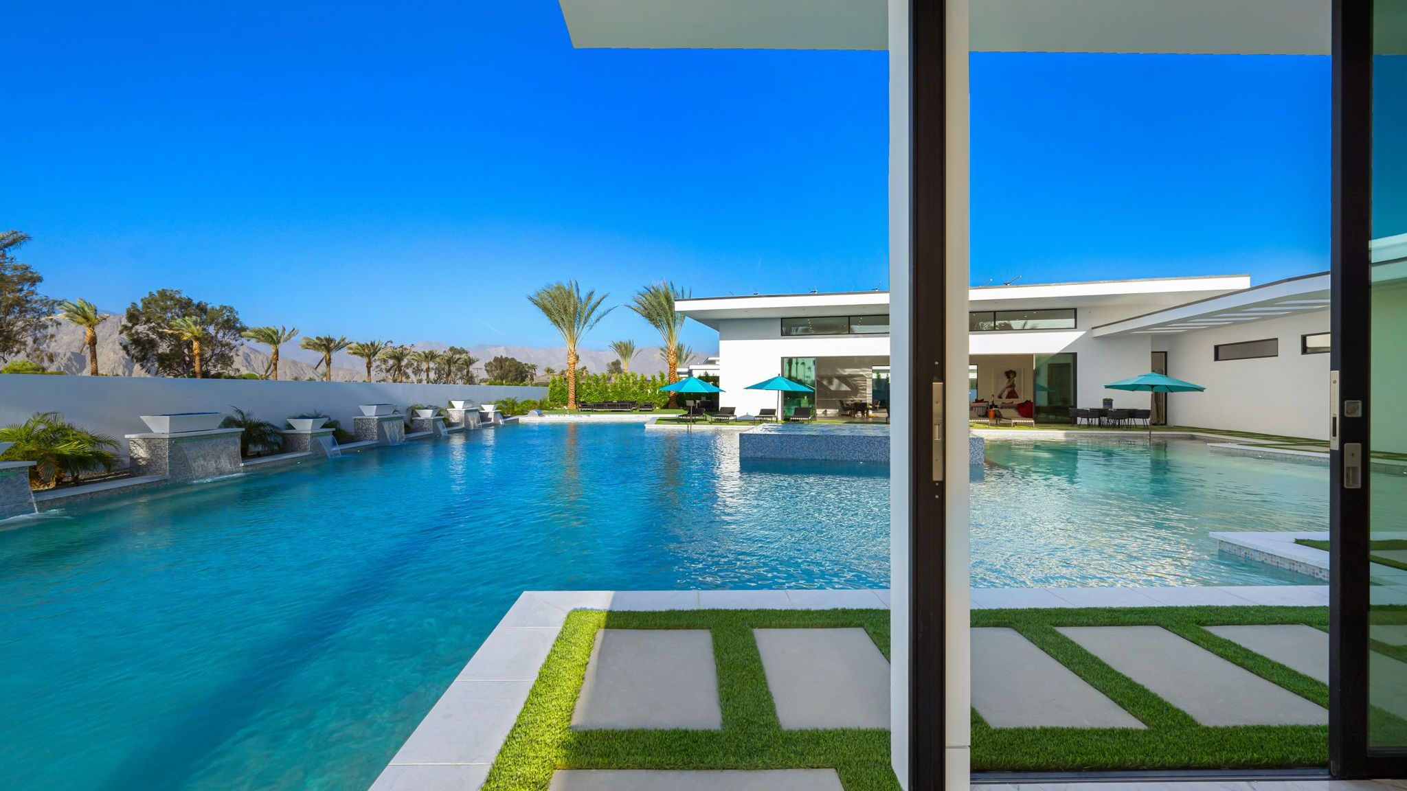 Sleeps 23 | Luxury Villa w/ Pool, Hot Tub & Pickleball Court | Bravo Villa #10 | Photo 48