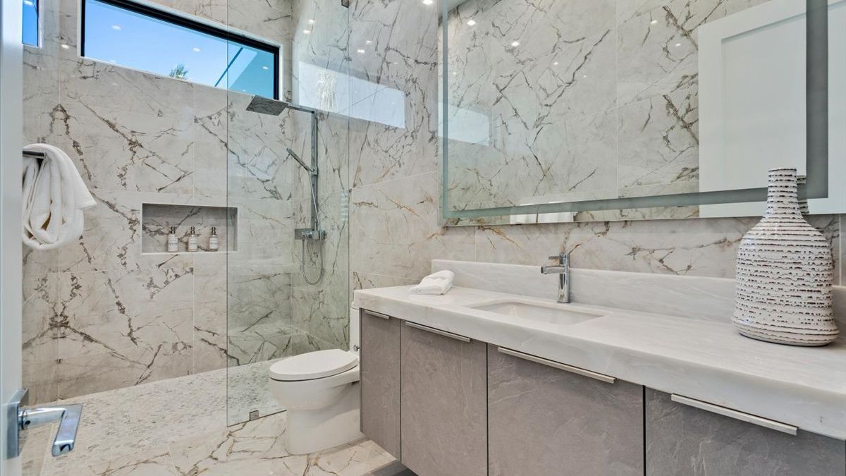 Sleeps 23 | Luxury Villa w/ Pool, Hot Tub & Pickleball Court | Bravo Villa #10 | Photo 57