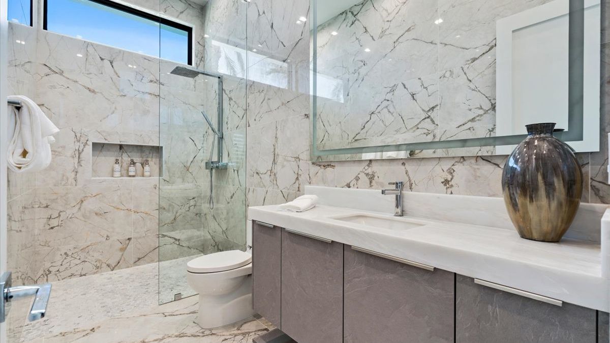 Sleeps 23 | Luxury Villa w/ Pool, Hot Tub & Pickleball Court | Bravo Villa #10 | Photo 60