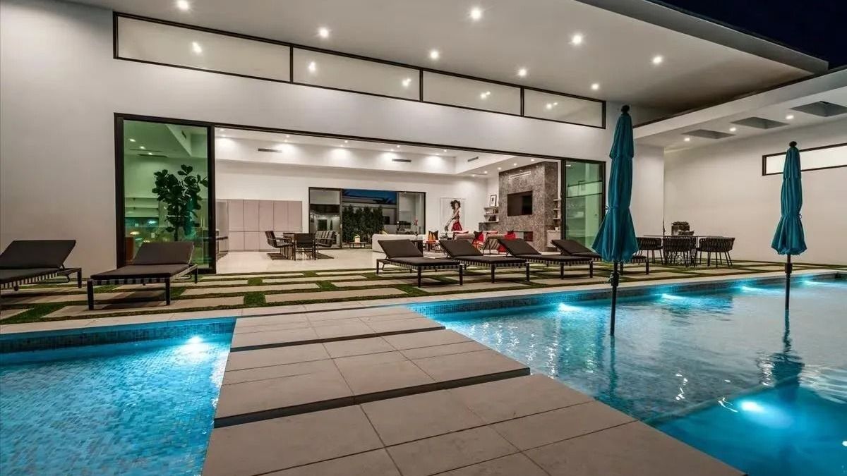 Sleeps 23 | Luxury Villa w/ Pool, Hot Tub & Pickleball Court | Bravo Villa #10 | Photo 82