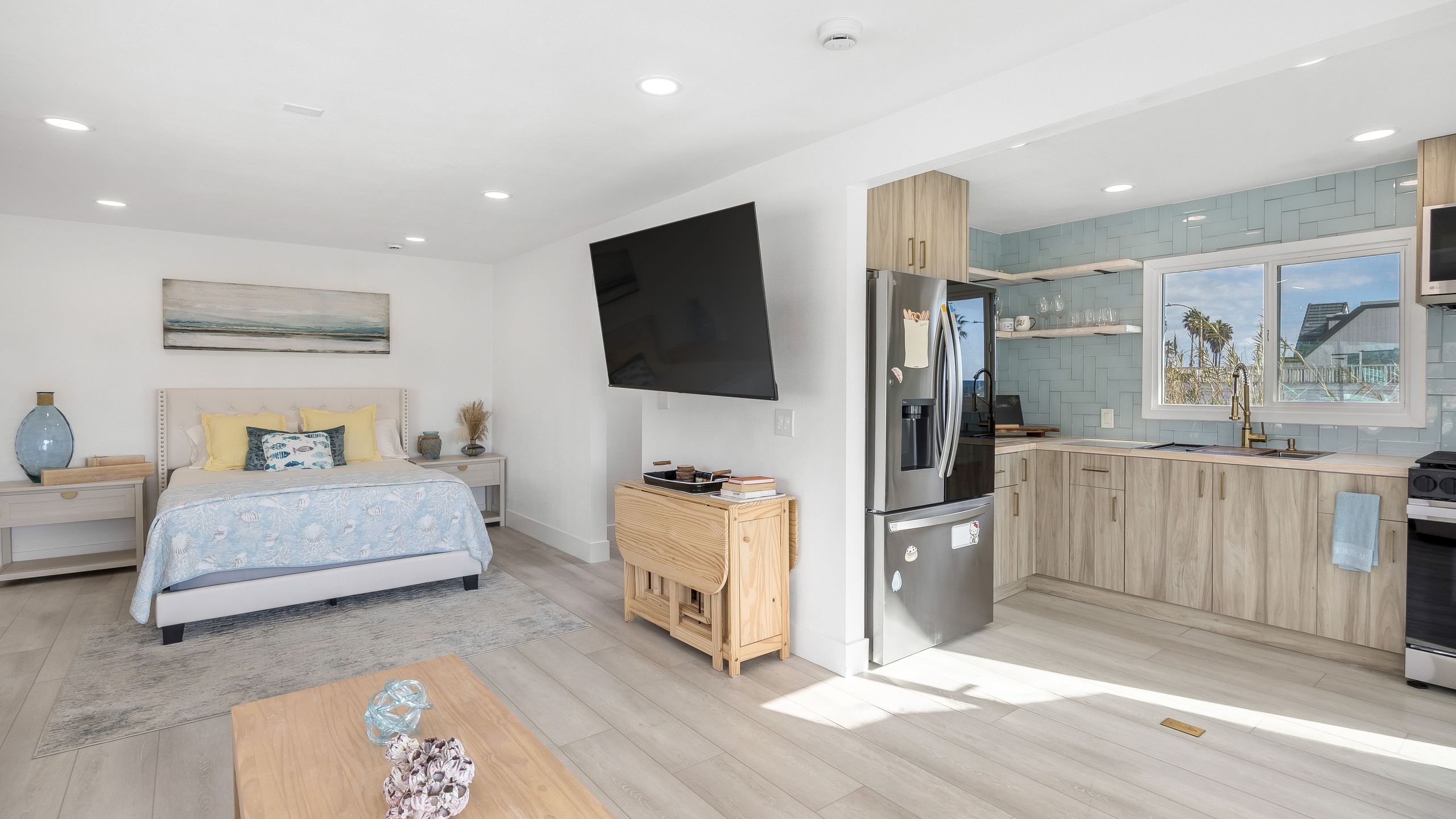 Walk To The Sand! Ocean Views, Balcony & Parking | Sunset Surf - Huntington Beach, CA