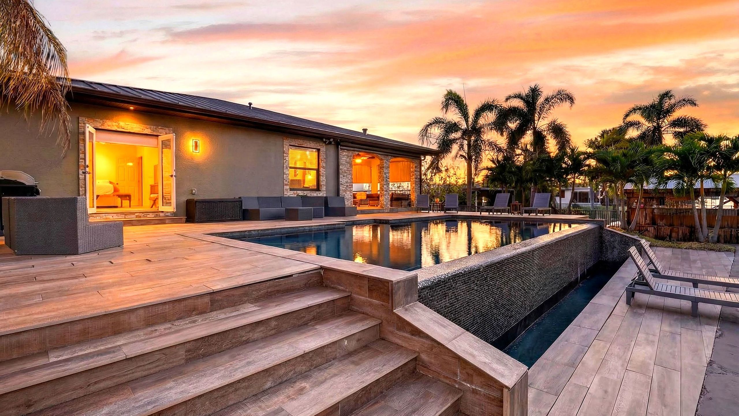 Riverside Veranda By Avantstay | Waterfront Stay + Infinity Pool + Private Dock + Easy Beach Access - The Bahamas