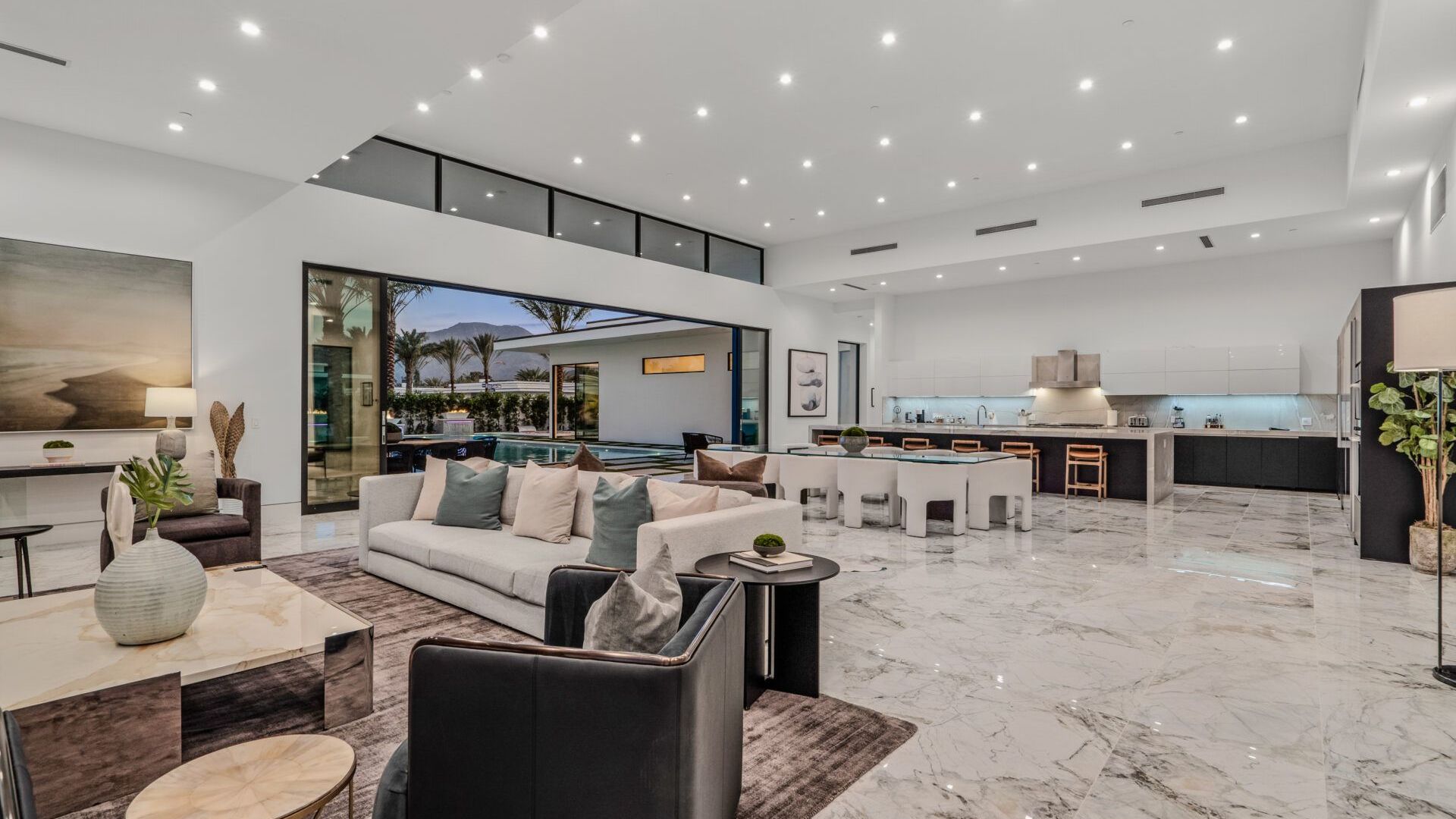 Sleeps 17 | 6BR Retreat w/ Pool, Hot Tub & Pickleball | Bravo Villa #3 | Photo 18