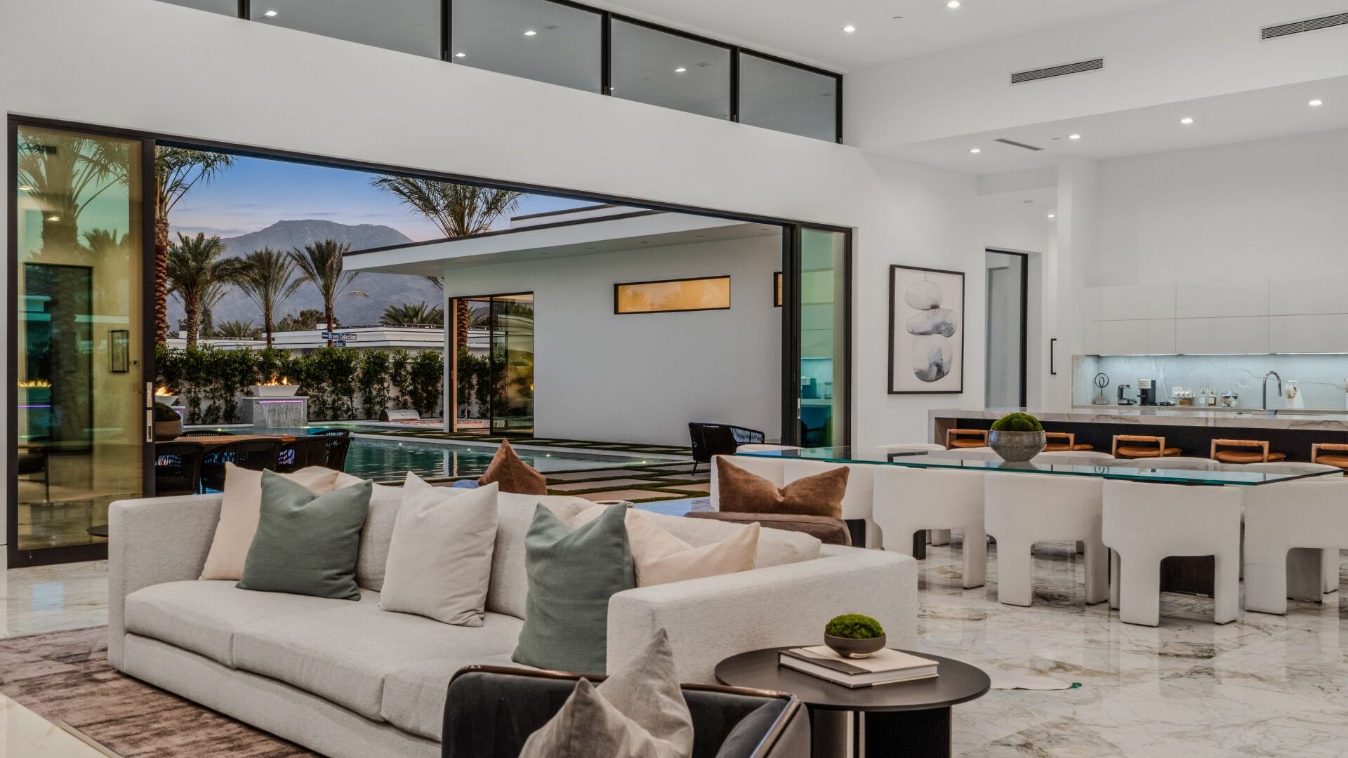 Sleeps 17 | 6BR Retreat w/ Pool, Hot Tub & Pickleball | Bravo Villa #3 | Photo 19