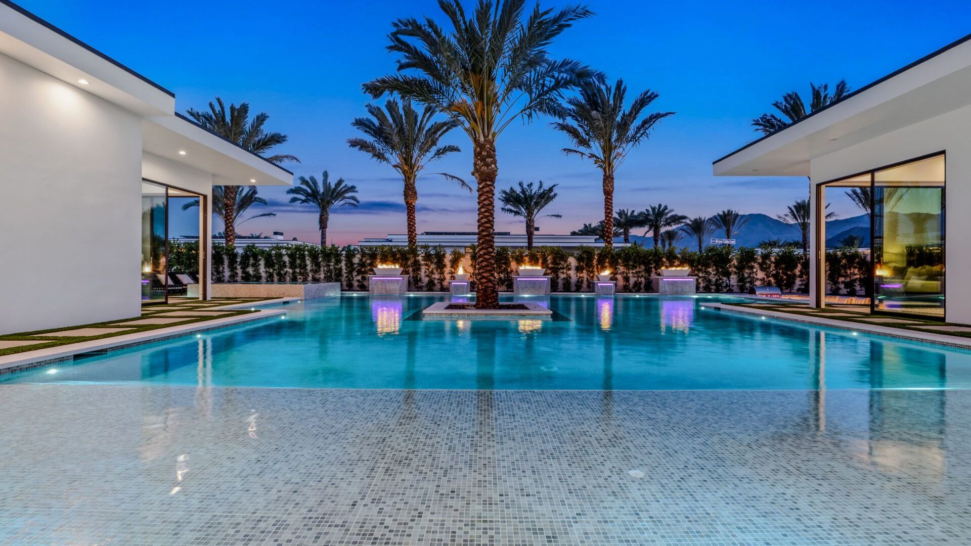 Sleeps 17 | 6BR Retreat w/ Pool, Hot Tub & Pickleball | Bravo Villa #3 | Photo 58