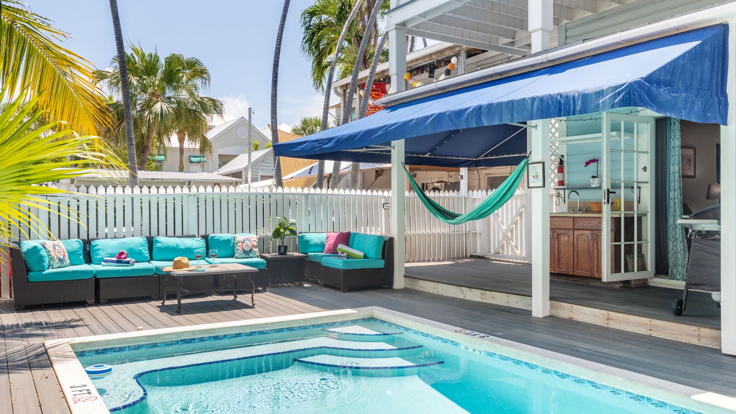Charming Condo With Shared Pool And Outdoor Kitchen - Cozy Island Retreat - Key West, FL