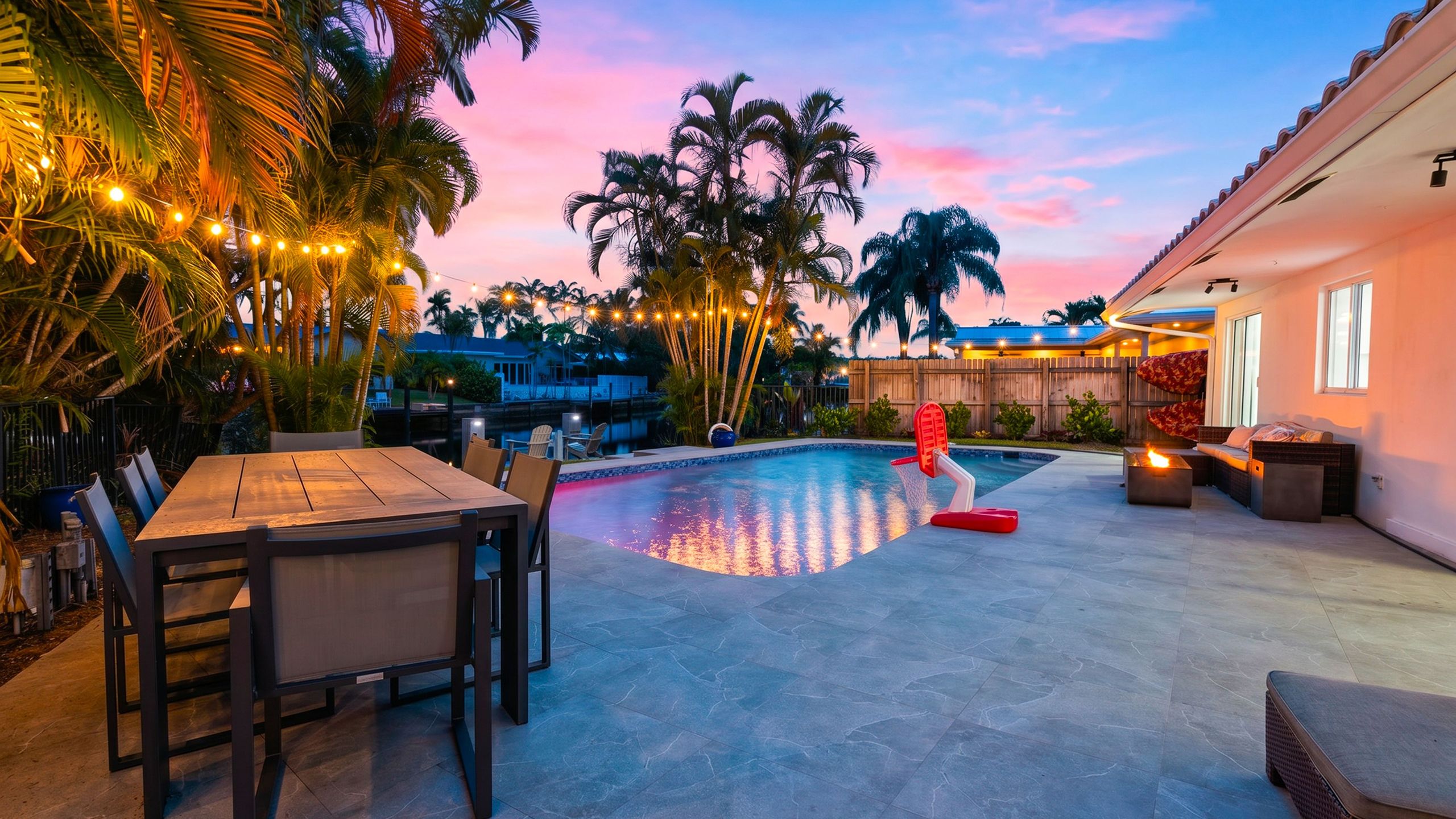 Soleil Breeze By Avantstay | Pool + Canalfront Home | 10 Mins To The Beach - Bahamalar