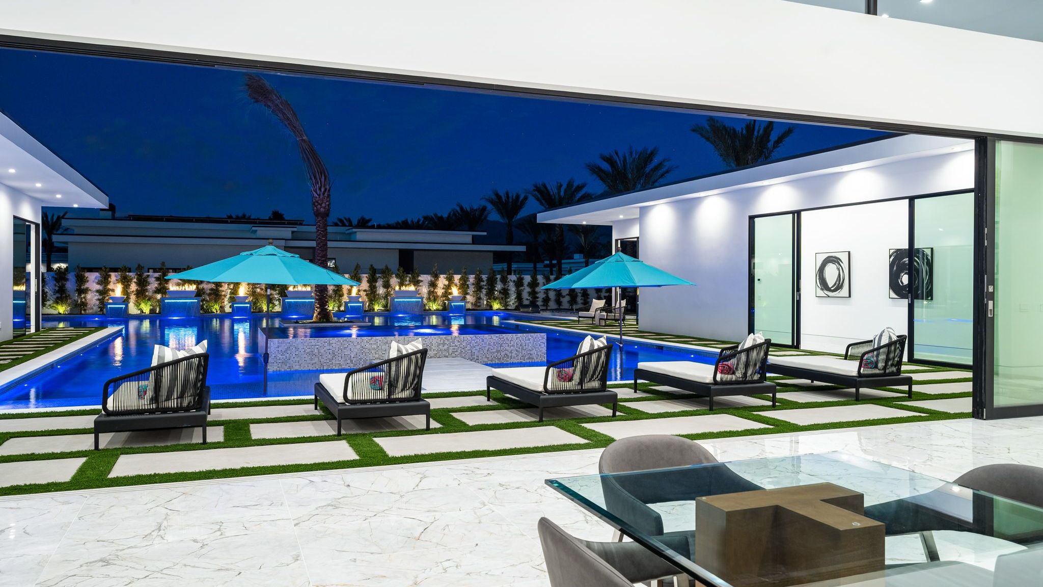 Sleeps 20 | Spacious Retreat | Pool & Hot Tub Retreat | Bravo Villa #4 | Photo 18