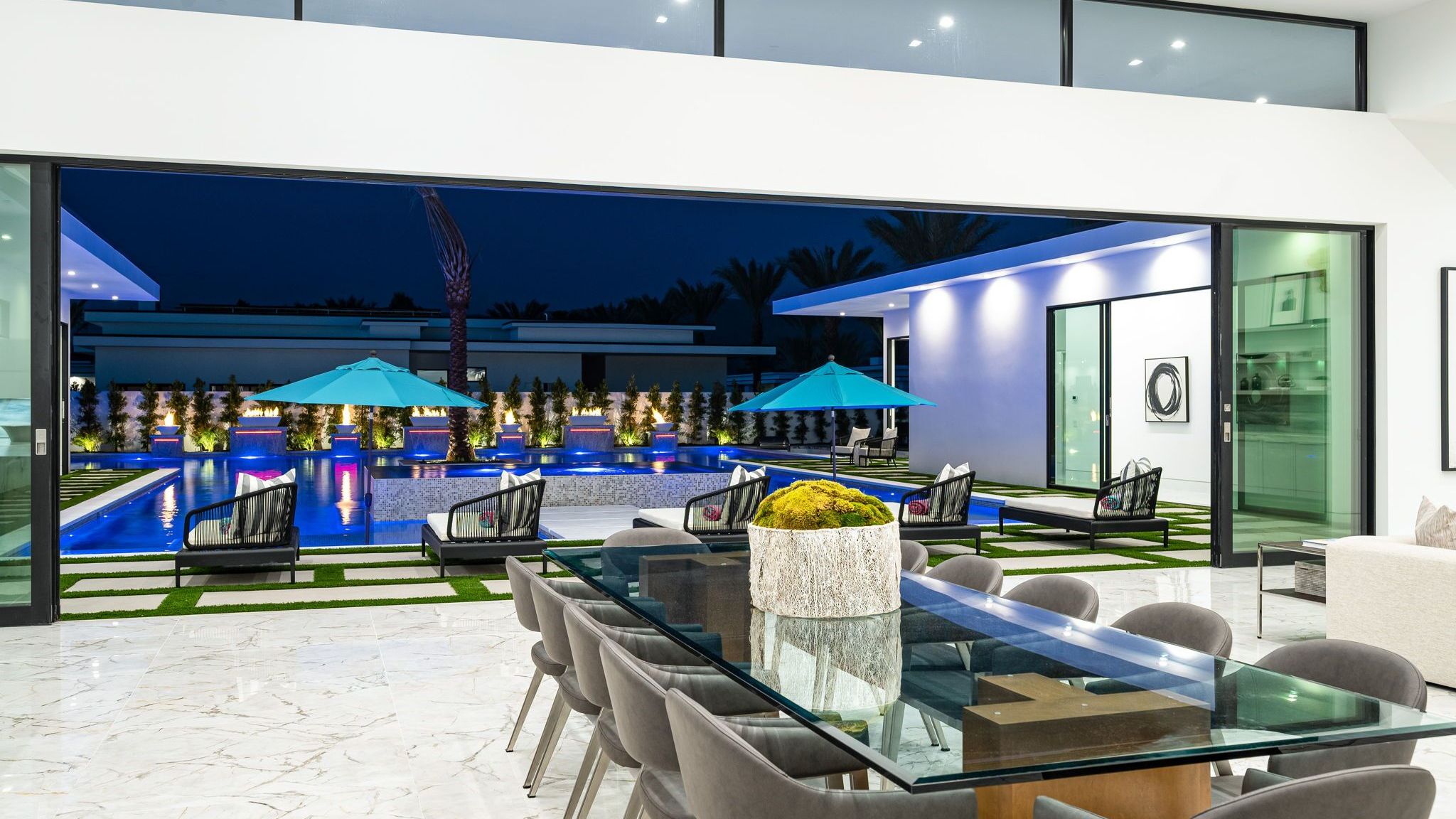 Sleeps 20 | Spacious Retreat | Pool & Hot Tub Retreat | Bravo Villa #4 | Photo 17