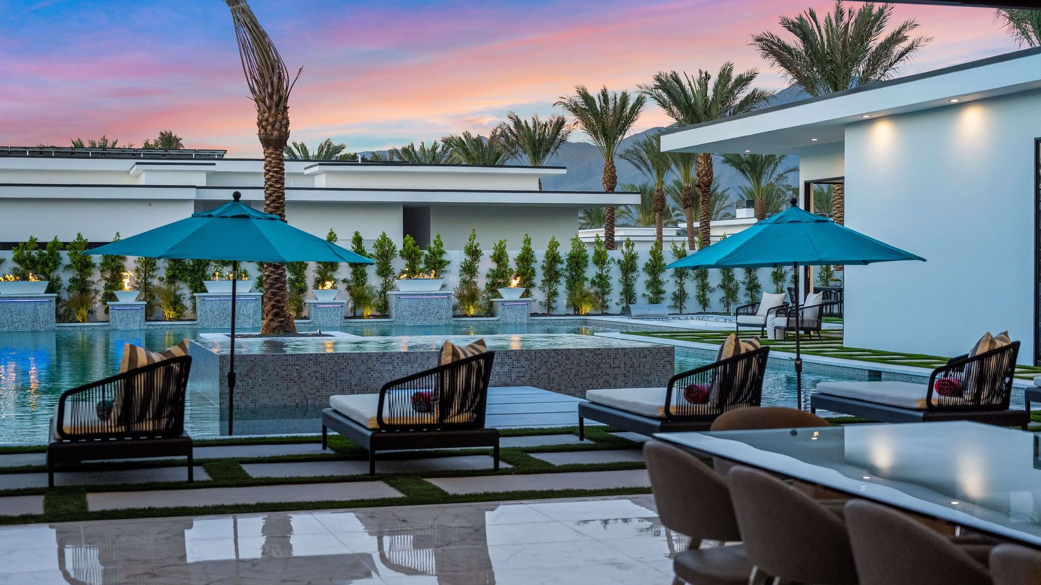 Sleeps 20 | Spacious Retreat | Pool & Hot Tub Retreat | Bravo Villa #4 | Photo 7