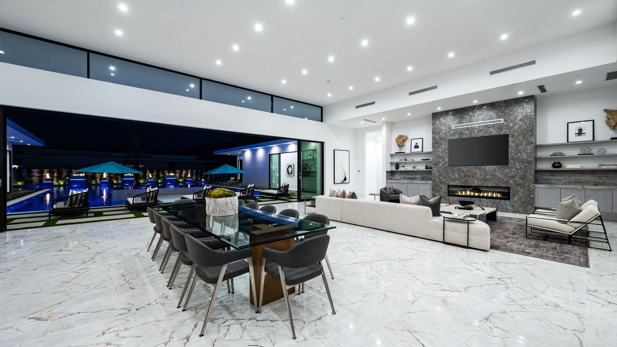 Sleeps 20 | Spacious Retreat | Pool & Hot Tub Retreat | Bravo Villa #4 | Photo 16