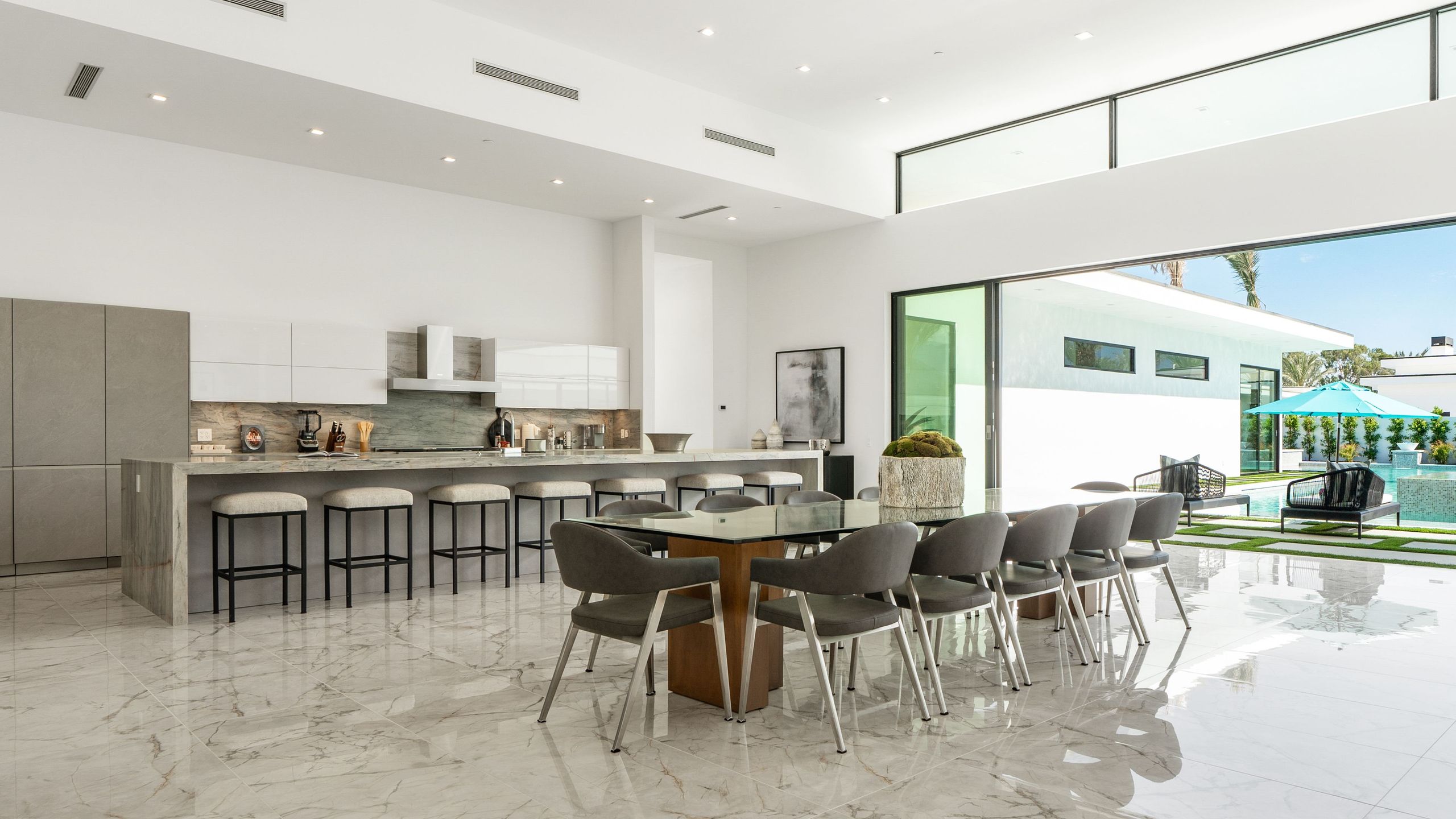 Sleeps 20 | Spacious Retreat | Pool & Hot Tub Retreat | Bravo Villa #4 | Photo 11