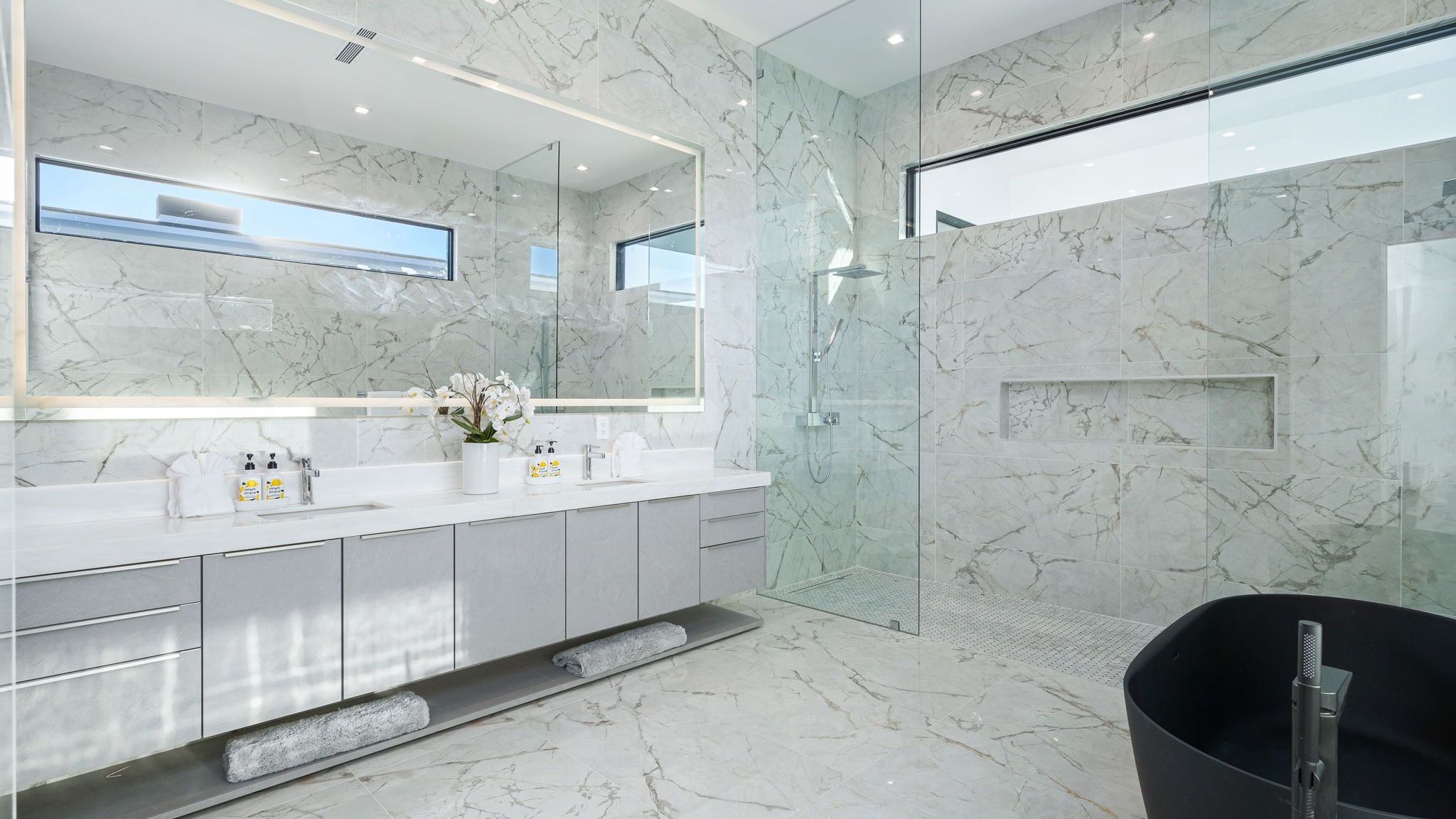 Sleeps 20 | Spacious Retreat | Pool & Hot Tub Retreat | Bravo Villa #4 | Photo 36