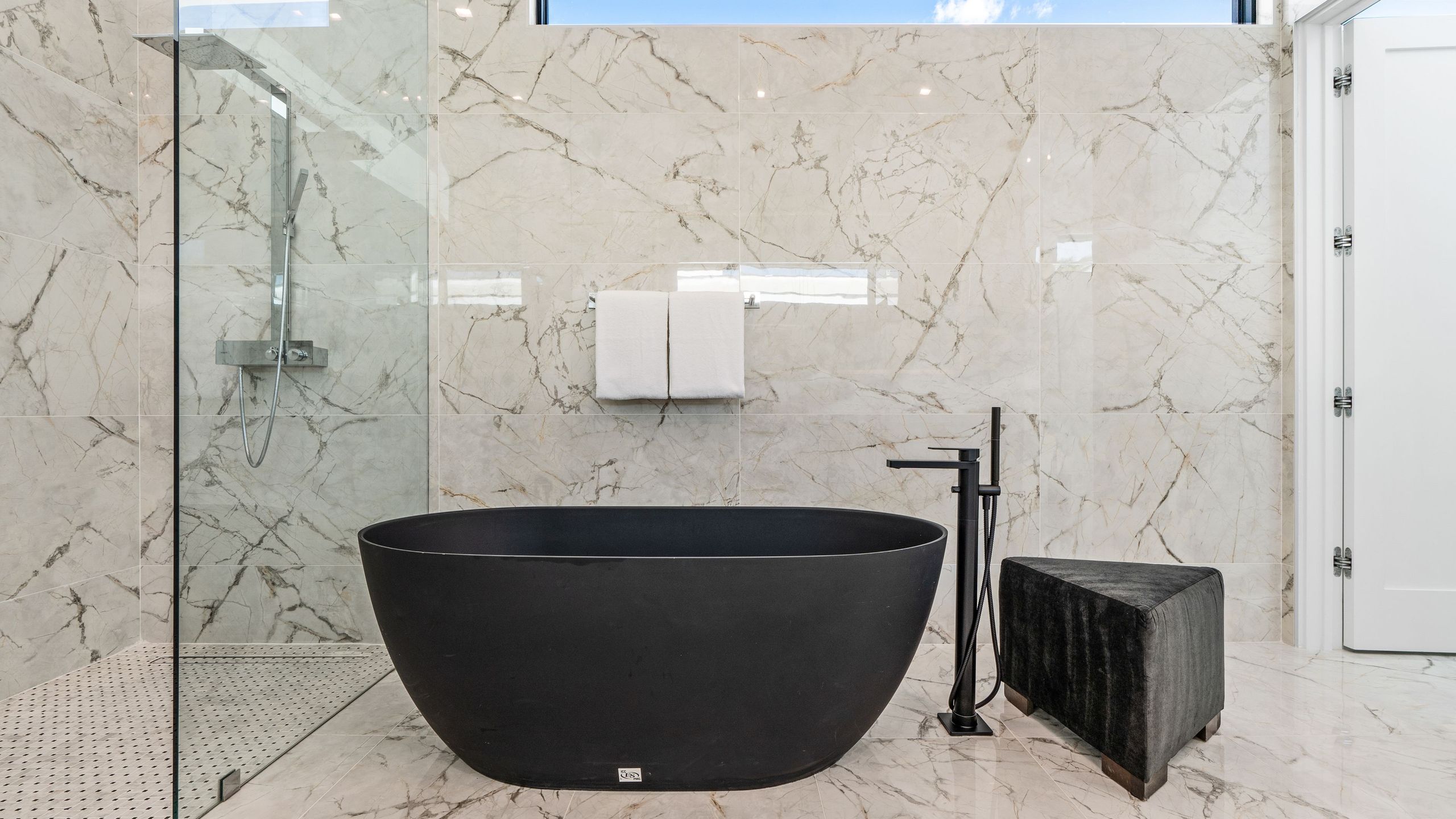 Sleeps 20 | Spacious Retreat | Pool & Hot Tub Retreat | Bravo Villa #4 | Photo 35