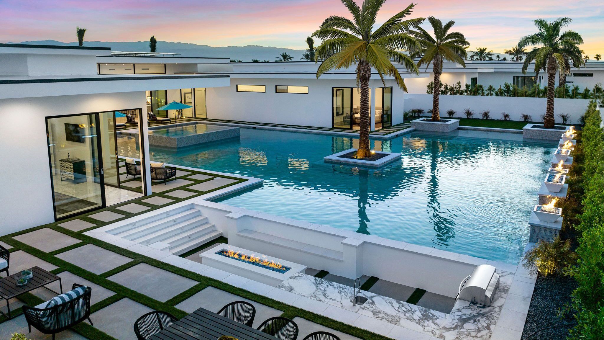 Sleeps 20 | Spacious Retreat | Pool & Hot Tub Retreat | Bravo Villa #4