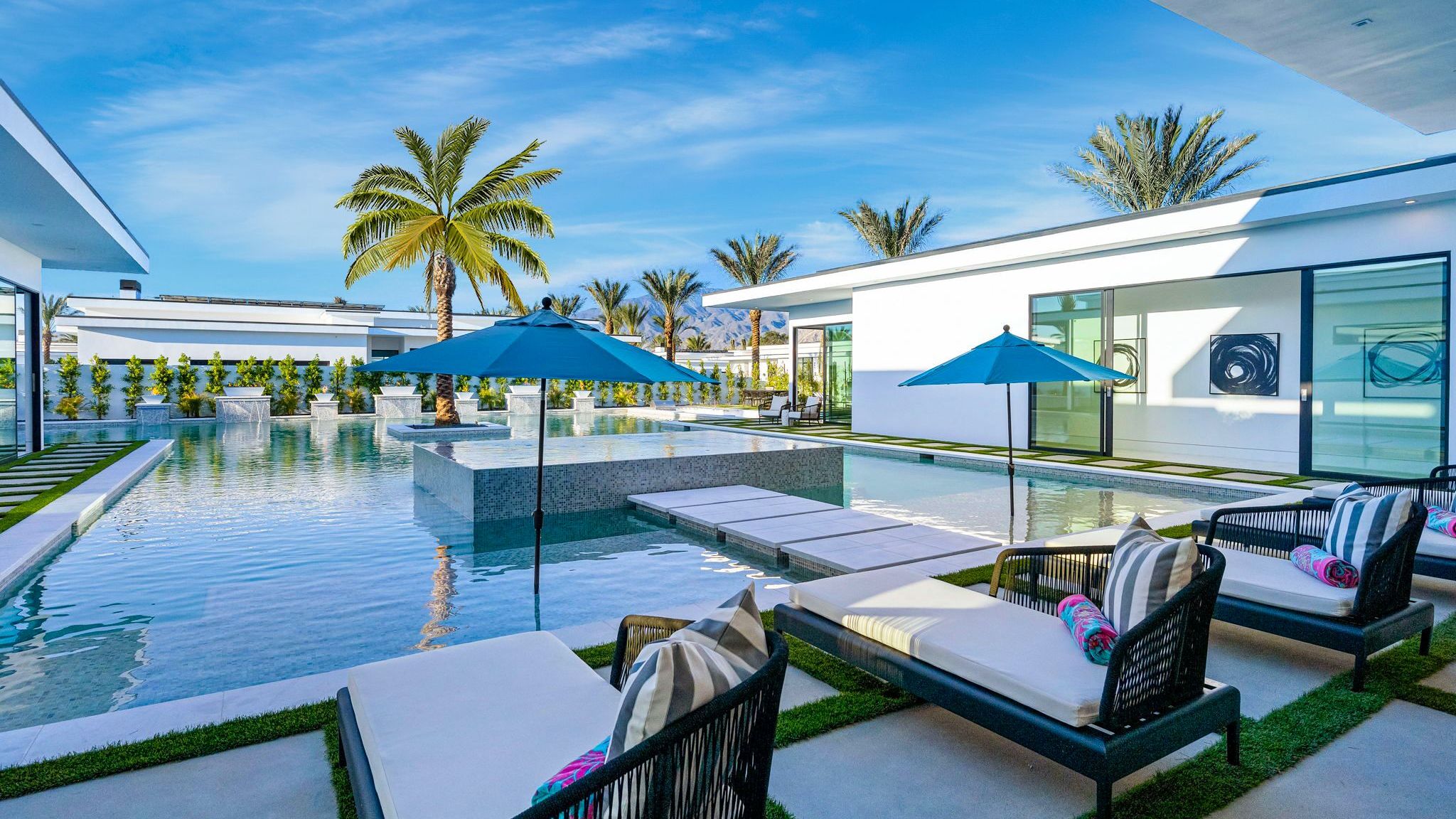 Sleeps 20 | Spacious Retreat | Pool & Hot Tub Retreat | Bravo Villa #4 | Photo 5