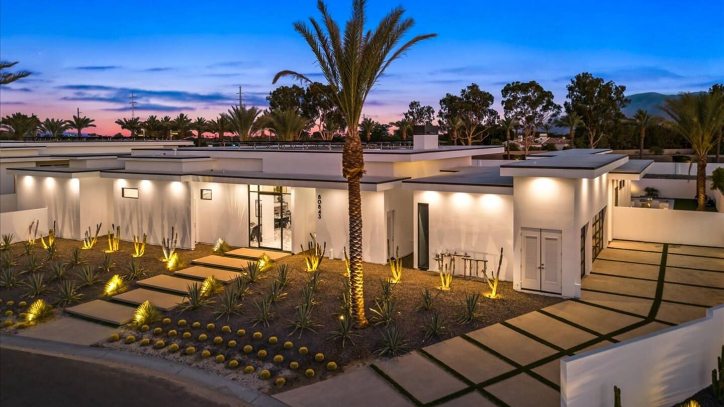 Sleeps 20 | 7-Bedroom Villa w/ Pool, Putting Green & Hot Tub | Bravo Villa #11 | Photo 77