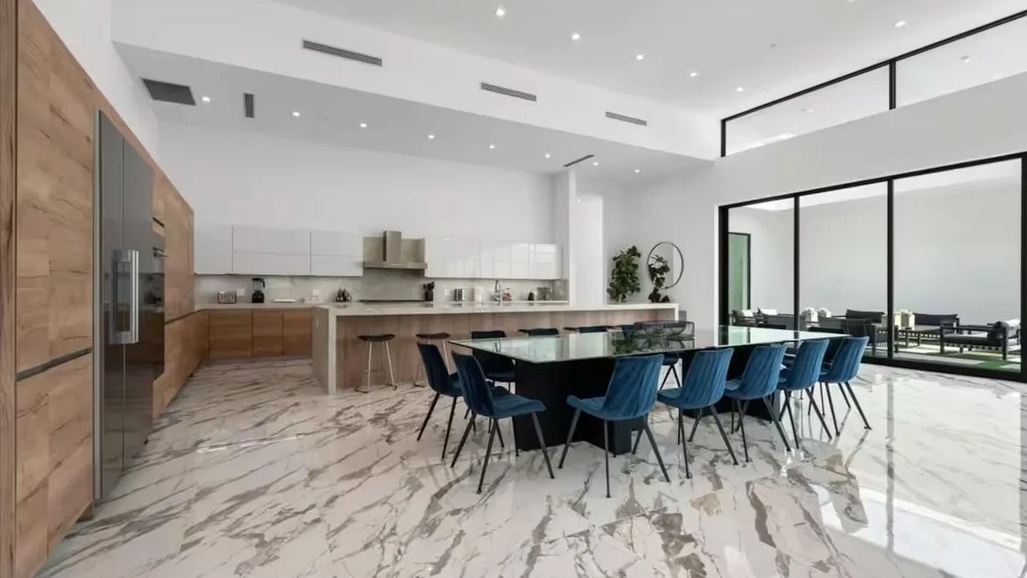 Sleeps 20 | 7-Bedroom Villa w/ Pool, Putting Green & Hot Tub | Bravo Villa #11 | Photo 17