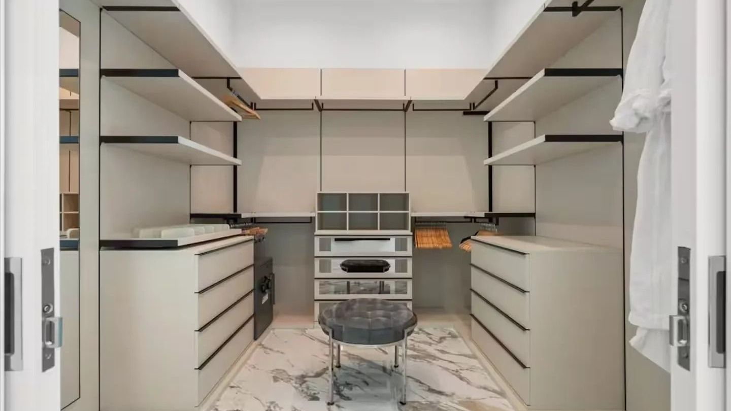 Sleeps 20 | 7-Bedroom Villa w/ Pool, Putting Green & Hot Tub | Bravo Villa #11 | Photo 34