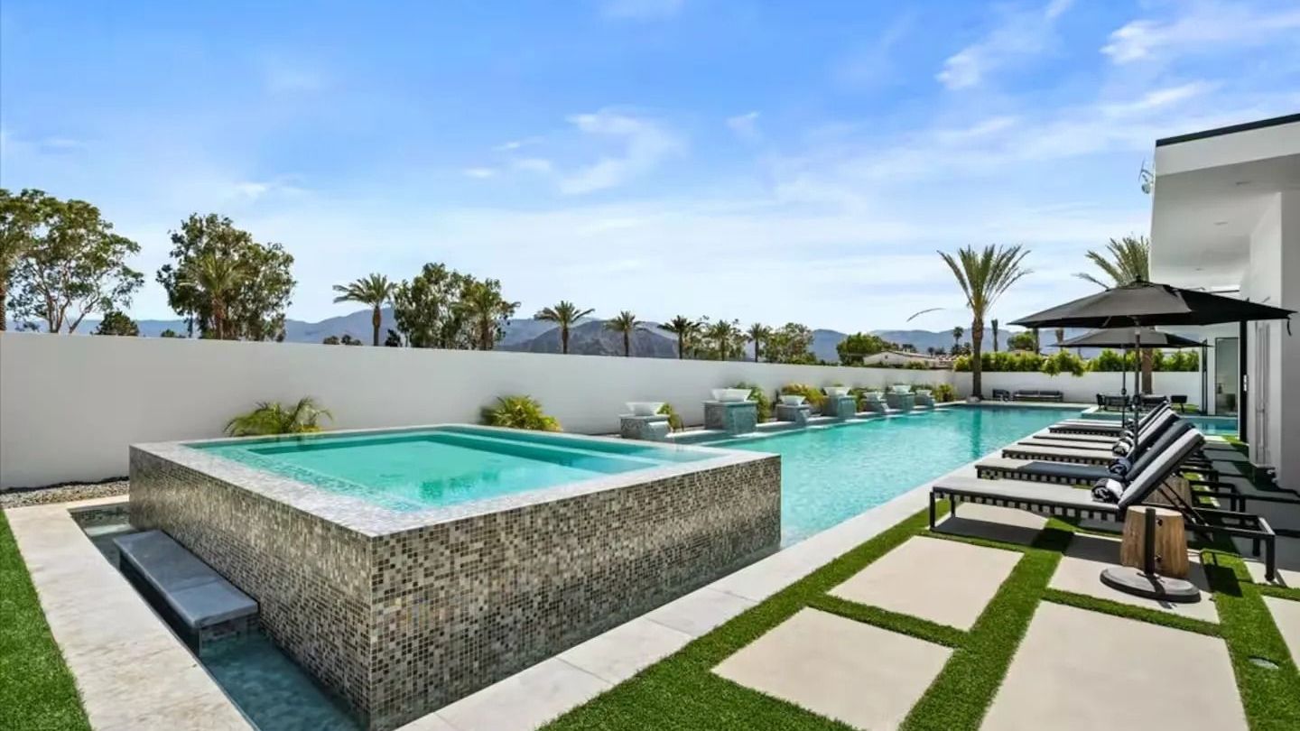 Sleeps 20 | 7-Bedroom Villa w/ Pool, Putting Green & Hot Tub | Bravo Villa #11 | Photo 72