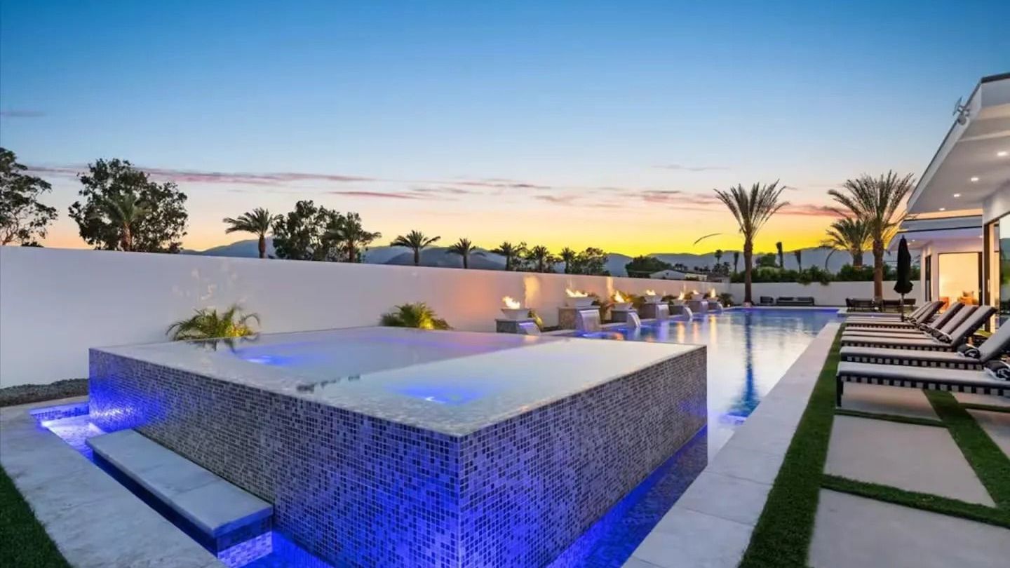 Sleeps 20 | 7-Bedroom Villa w/ Pool, Putting Green & Hot Tub | Bravo Villa #11 | Photo 2