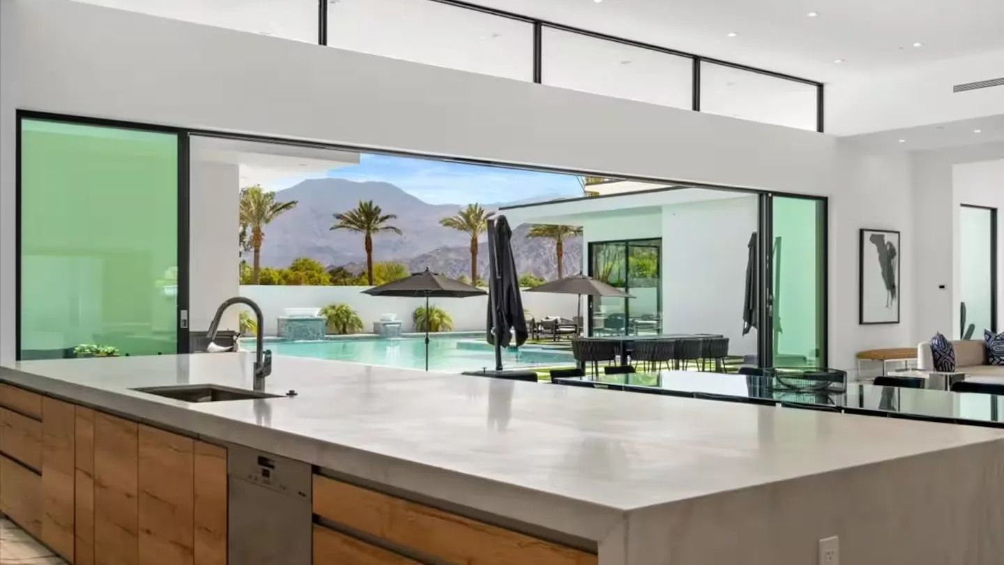 Sleeps 20 | 7-Bedroom Villa w/ Pool, Putting Green & Hot Tub | Bravo Villa #11 | Photo 8