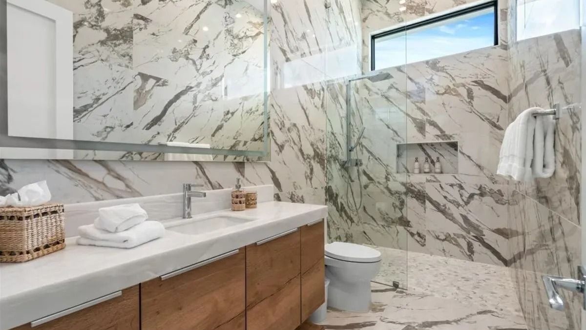 Sleeps 20 | 7-Bedroom Villa w/ Pool, Putting Green & Hot Tub | Bravo Villa #11 | Photo 60