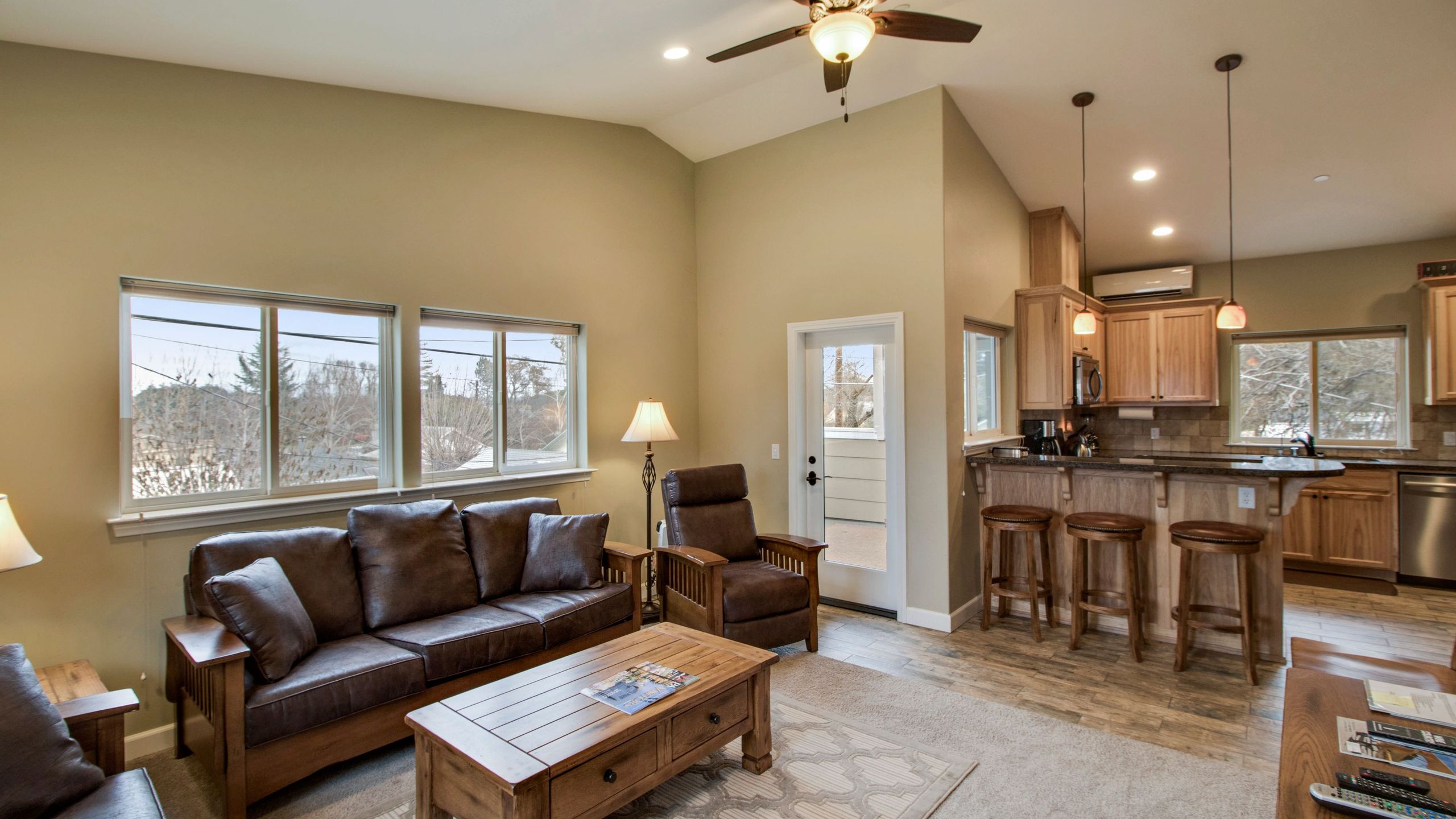 Olive Alley By Avantstay | Outdoor Dining + Full Kitchen | Downtown Paso Robles Wine Country - Paso Robles, CA