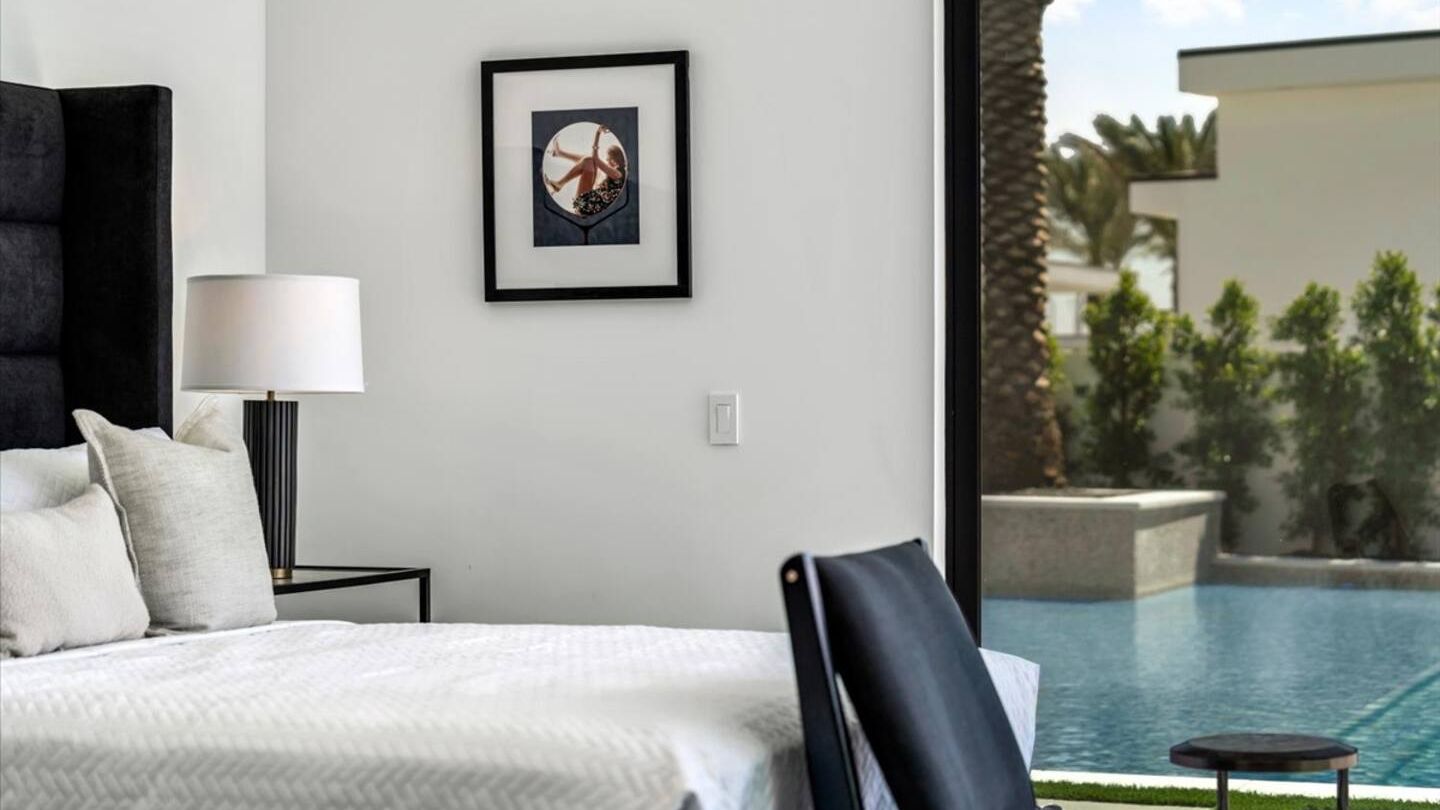 2 Luxury Villas • Pickleball Court, Pool, Putting Green | Bravo | Photo 27