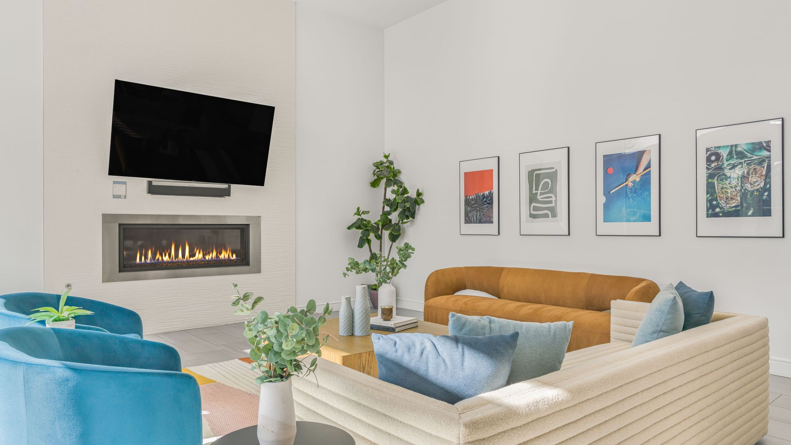 Sleeps 40 | 3 Luxe Villas next to Empire Polo Club | Putting Green & Pickleball | Photo 7