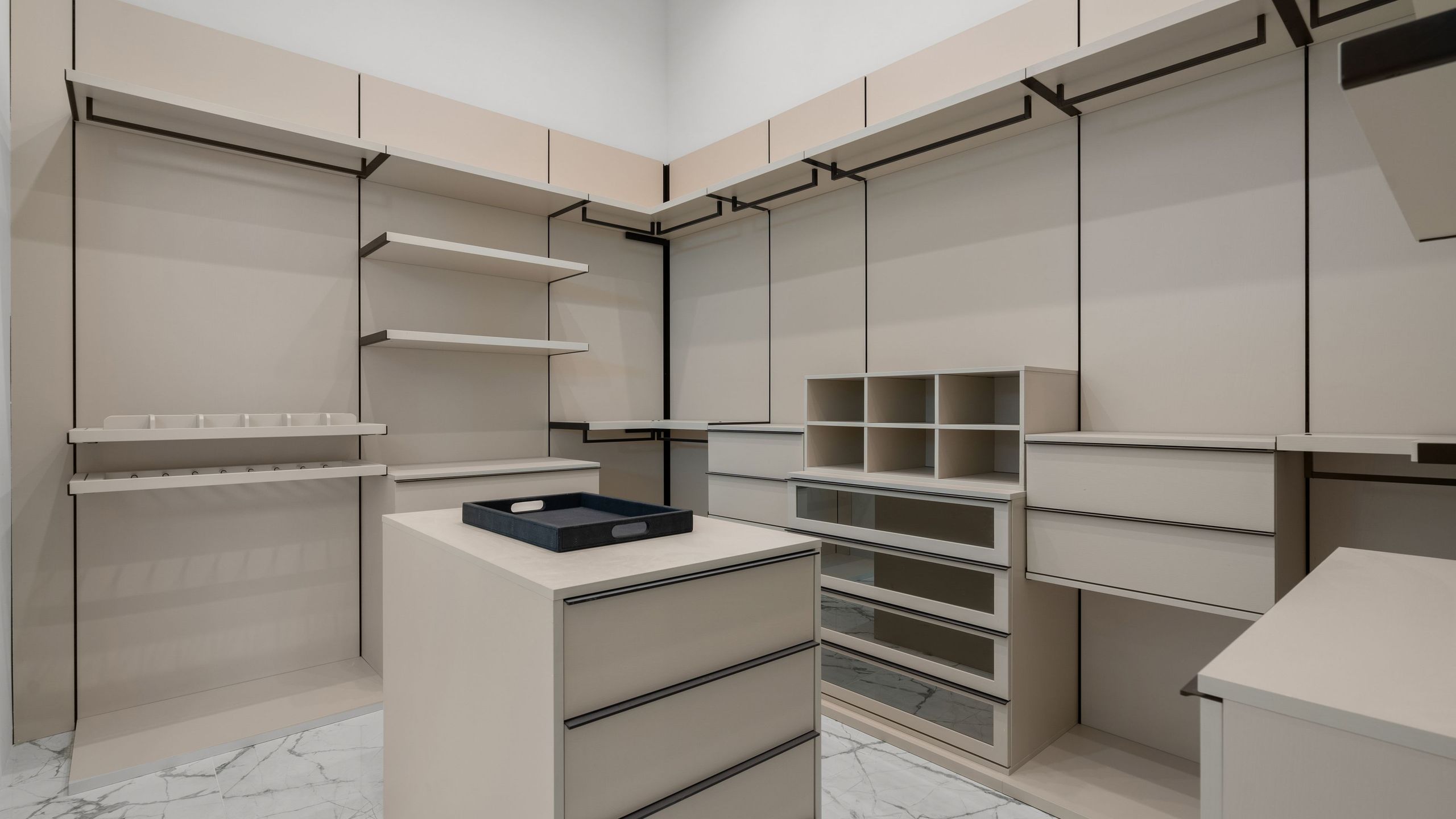 Sleeps 26 | Pool, Hot Tub, Pickleball & Putting Green | Bravo Villa #12 2