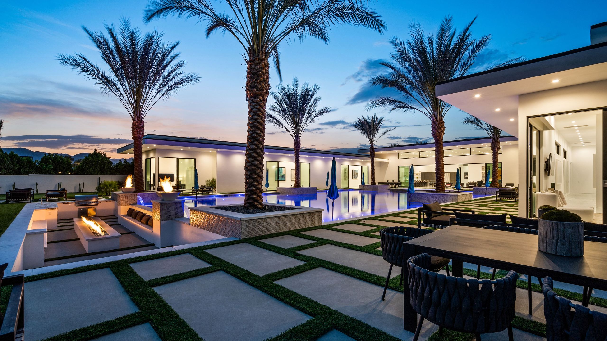 Sleeps 26 | Pool, Hot Tub, Pickleball & Putting Green | Bravo Villa #12 | Photo 7