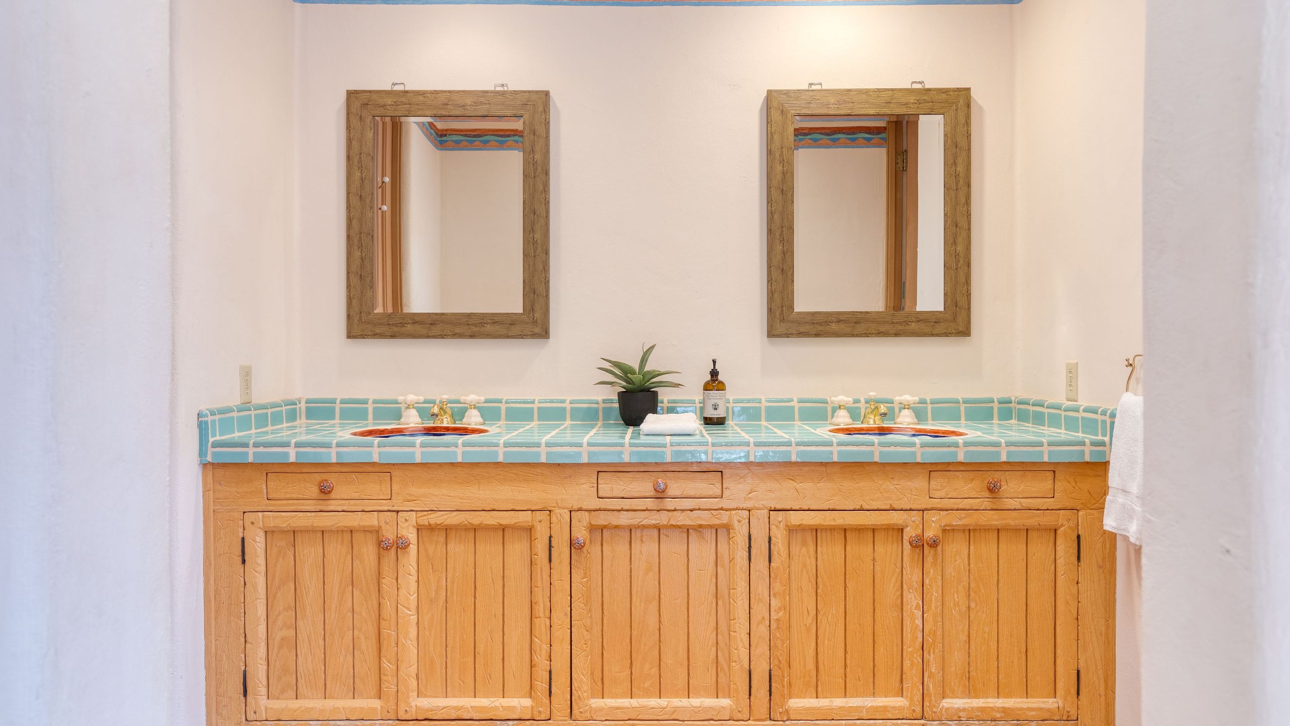 The Pond Estate | Maximalist Designer Compound w/ 2 Casitas, Indoor + Outdoor Pools, Tennis Court, & Gorgeous Mountain Views | 12k sqft | Photo 54