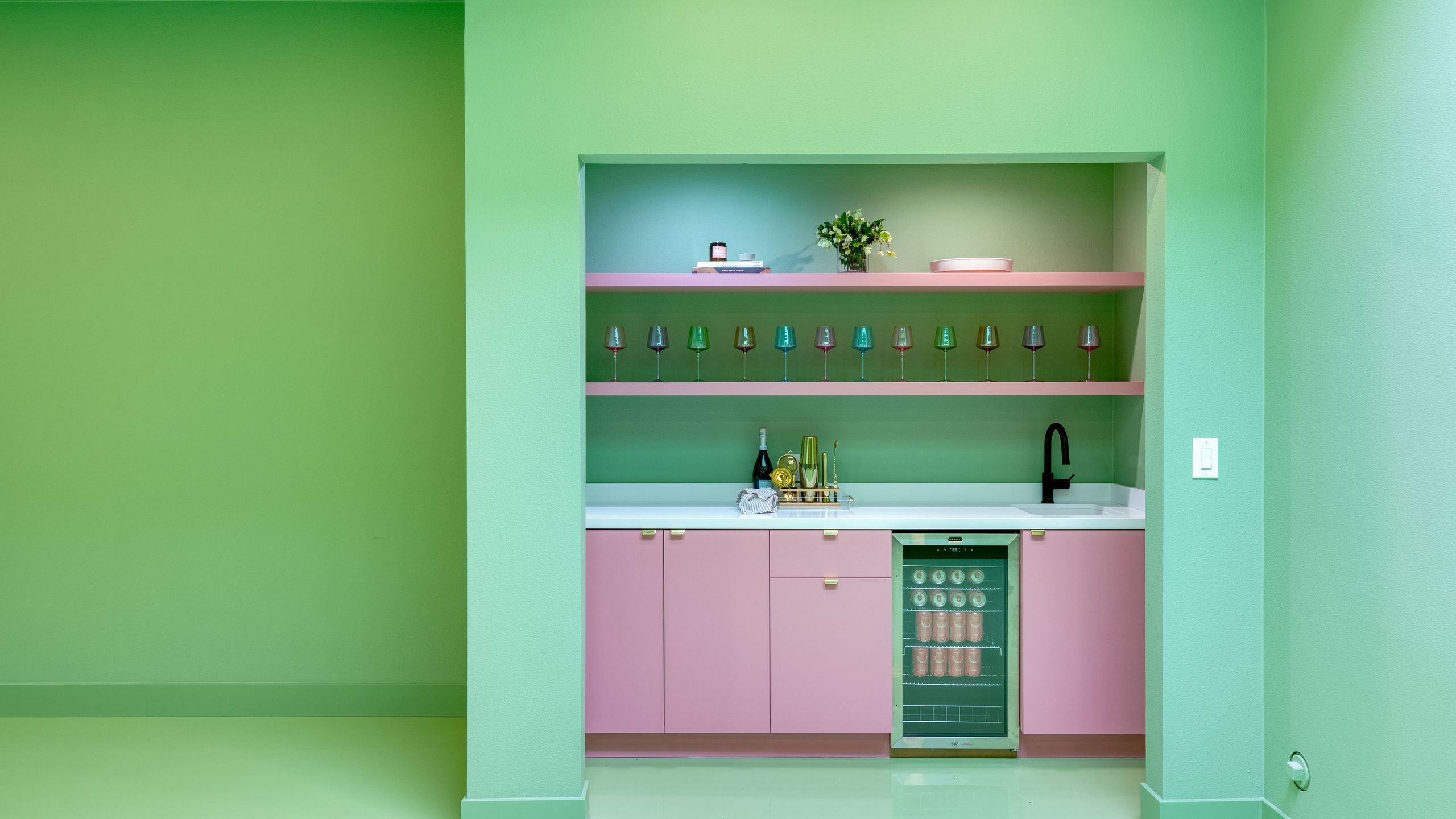 The Pond Estate | Maximalist Designer Compound w/ 2 Casitas, Indoor + Outdoor Pools, Tennis Court, & Gorgeous Mountain Views | 12k sqft | Photo 24