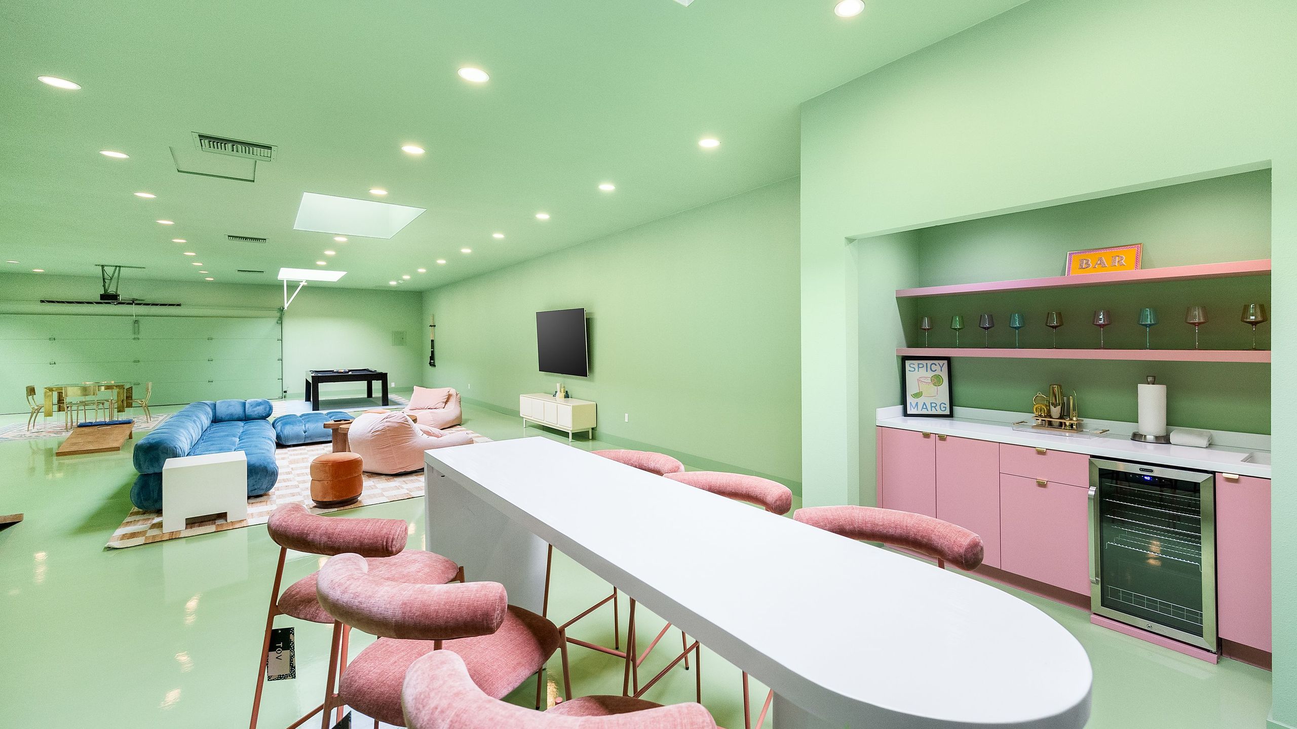 The Pond Estate | Maximalist Designer Compound w/ 2 Casitas, Indoor + Outdoor Pools, Tennis Court, & Gorgeous Mountain Views | 12k sqft | Photo 23