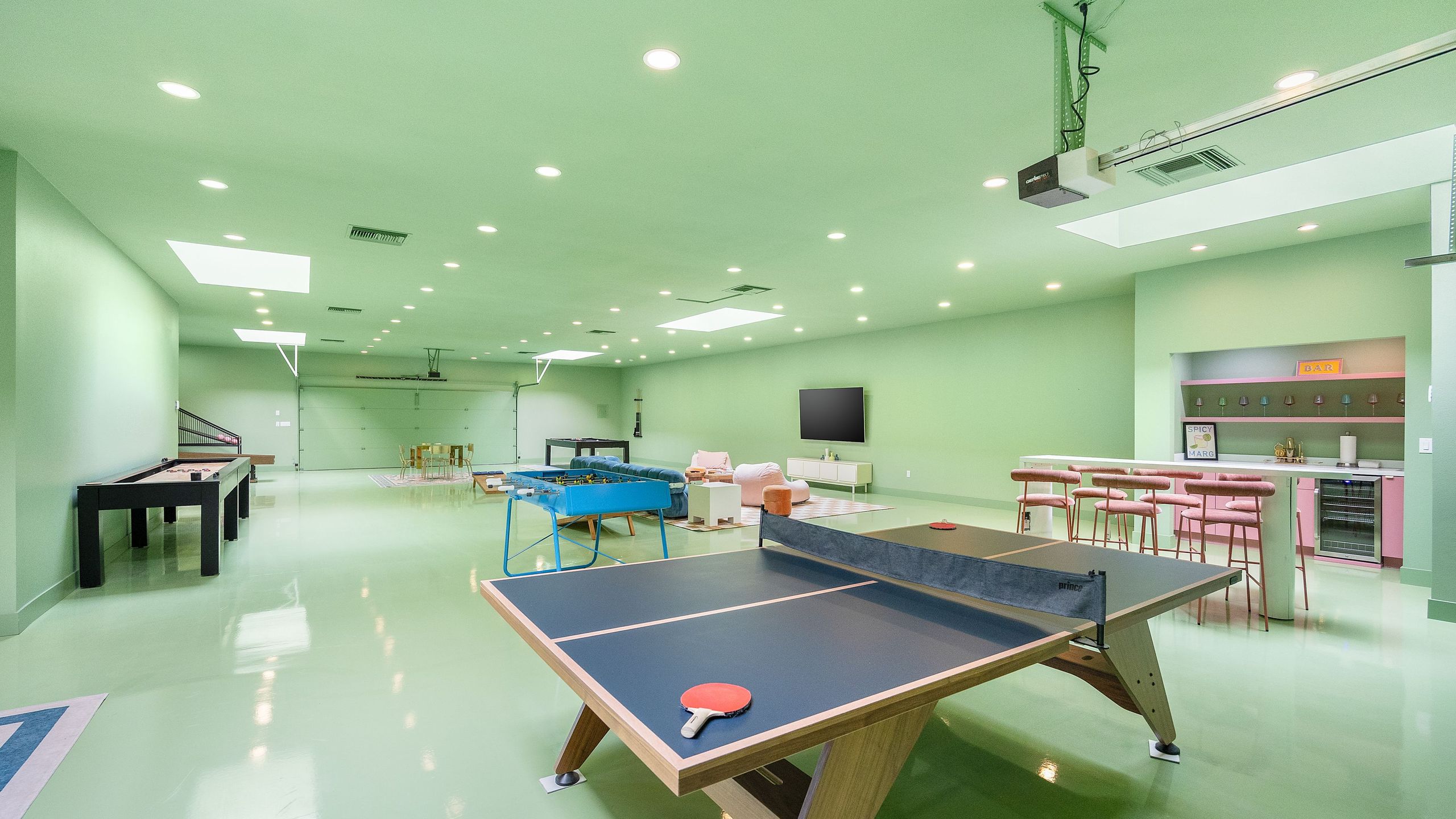 The Pond Estate | Maximalist Designer Compound w/ 2 Casitas, Indoor + Outdoor Pools, Tennis Court, & Gorgeous Mountain Views | 12k sqft | Photo 25