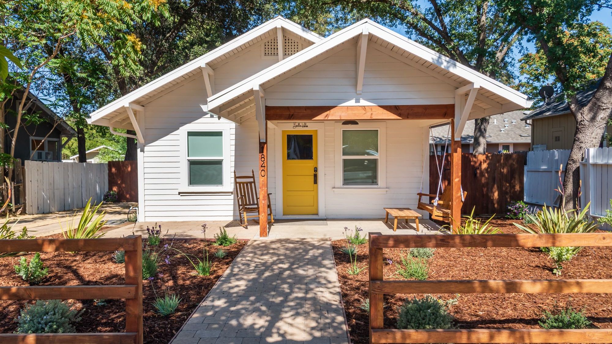 Bella Villa - Vine Cottages By Avantstay | Hot Tub + Firepit + Bocce | Downtown Paso Robles - Paso Robles, CA