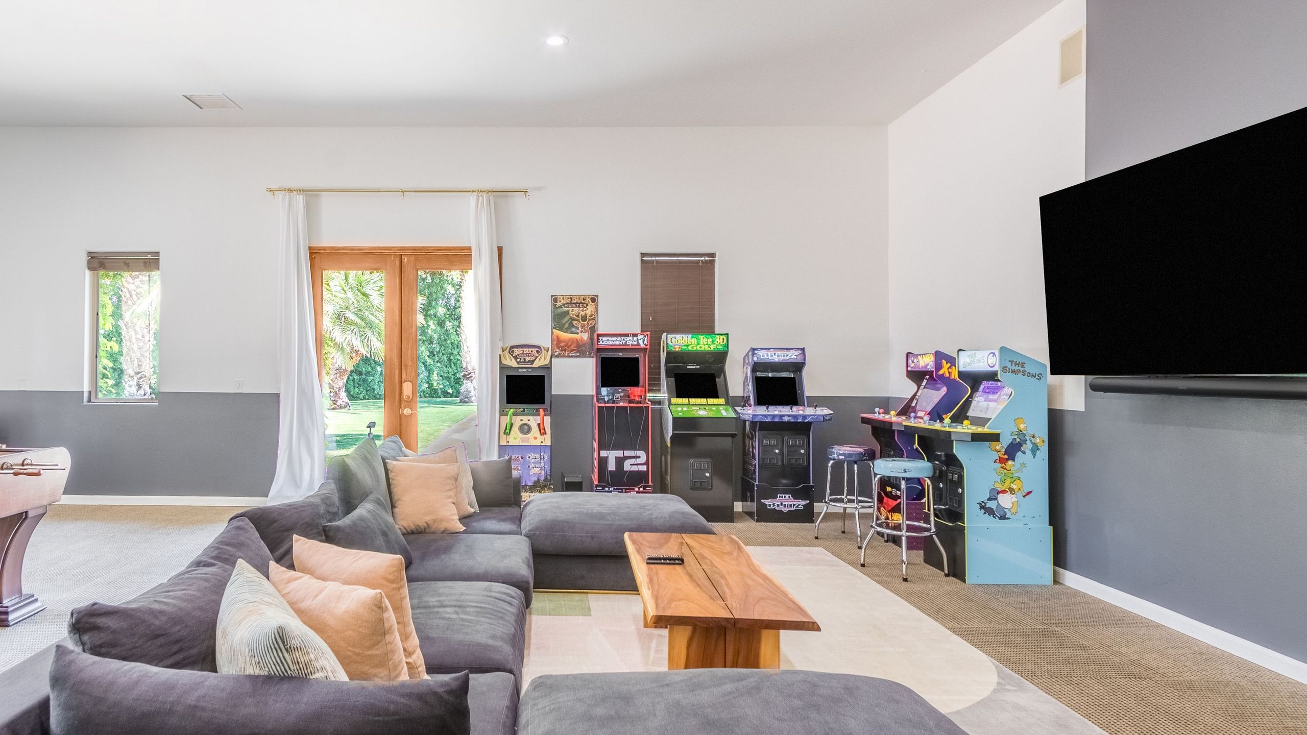 The Date Palm Estate | Luxurious Private Retreat! | Photo 10